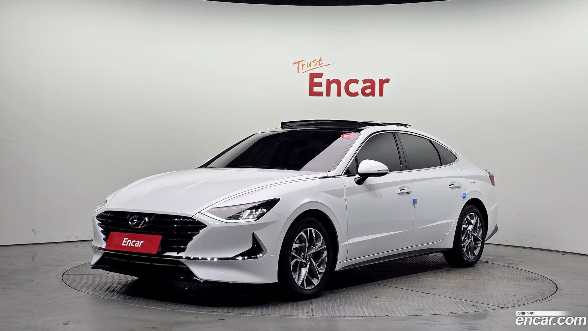 Main__Slider__Photo:Sonata Hyundai 2020.3-0