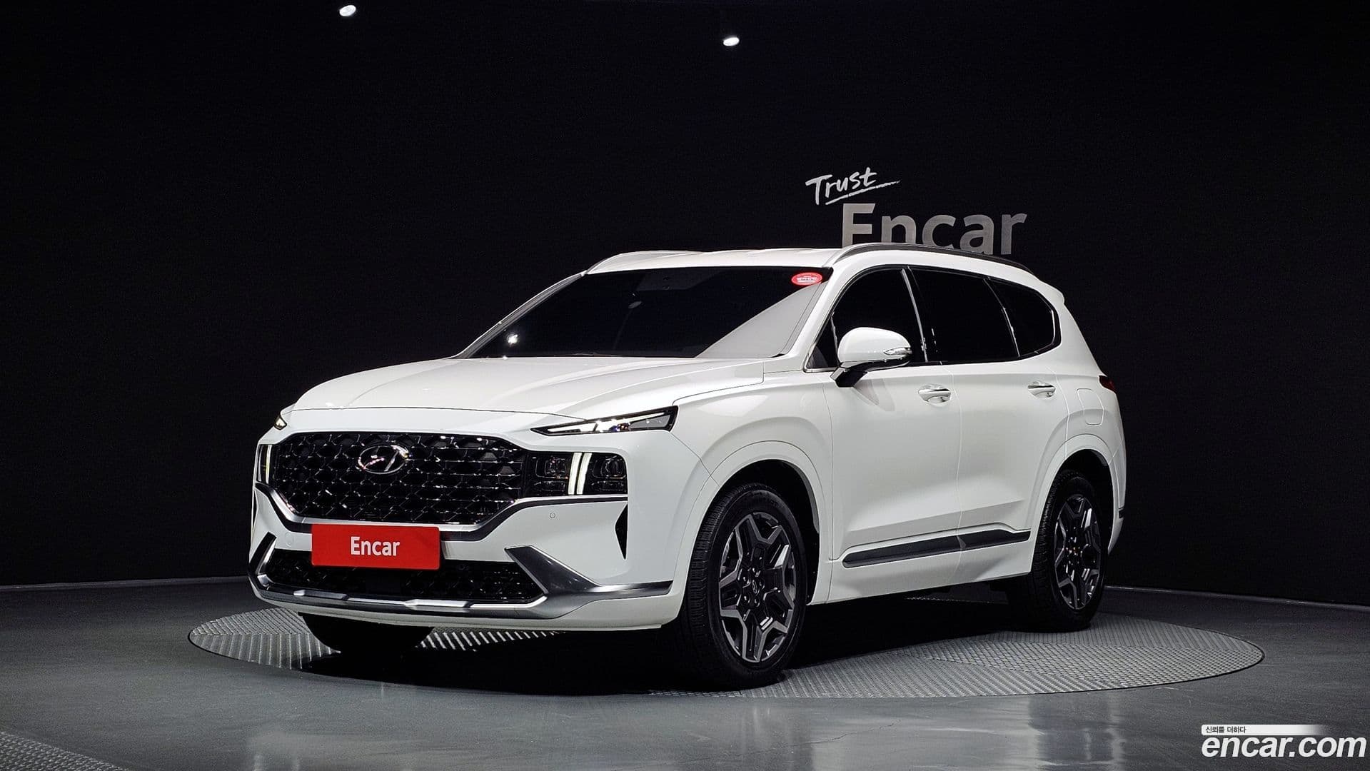 Main__Slider__Photo:Santafe Hyundai 2021.9-0