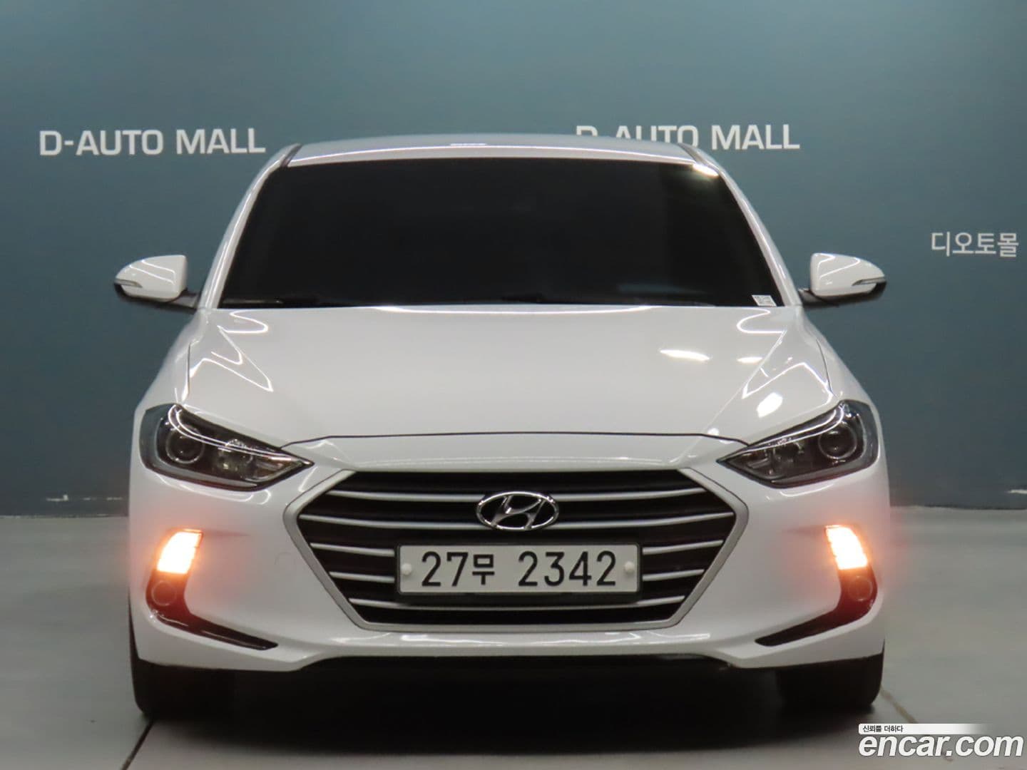 Main__Slider__Photo:AVANTE Hyundai 2017.7-0
