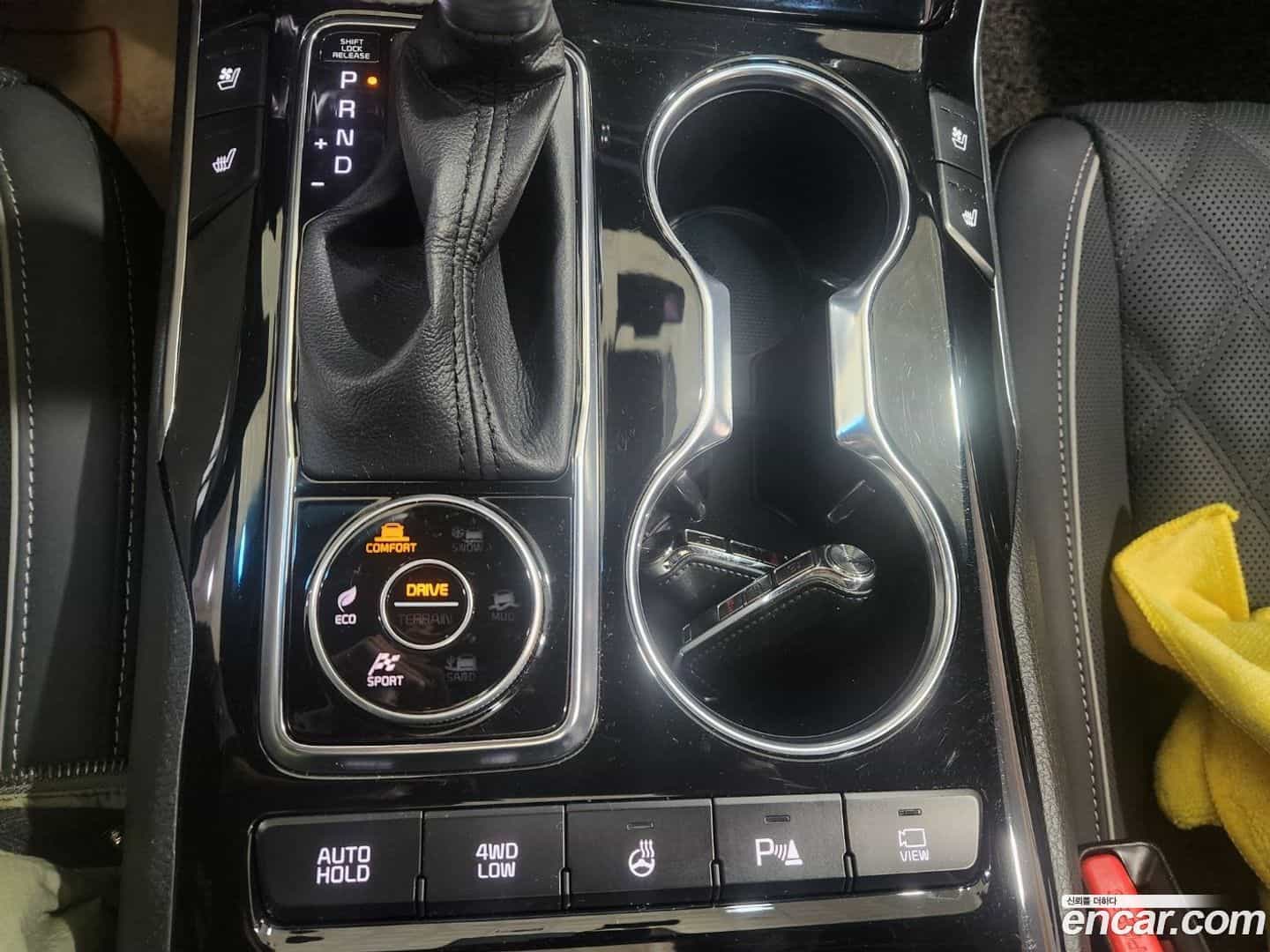 Mohave Kia 2023.2-INNER-009