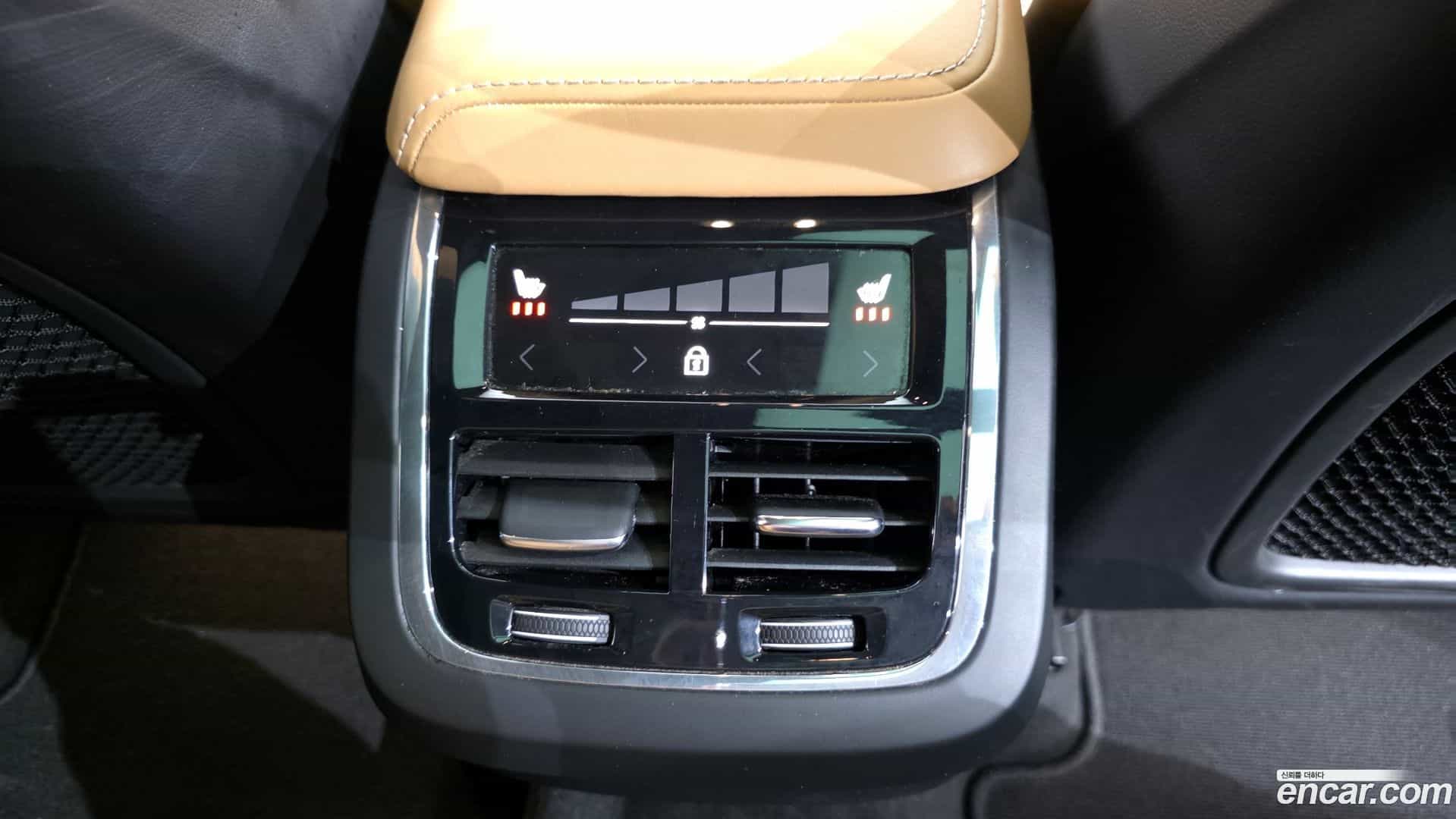 XC60 Volvo 2021.3-OPTION-023