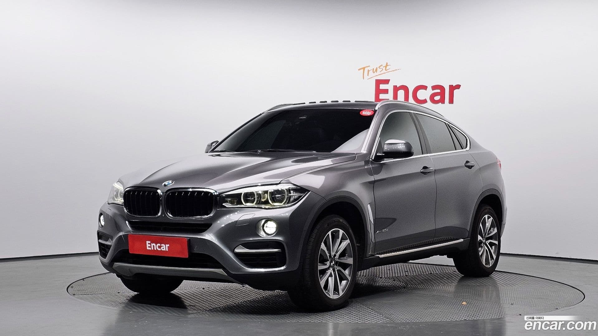 Main__Slider__Photo:X6 BMW 2014.11-0