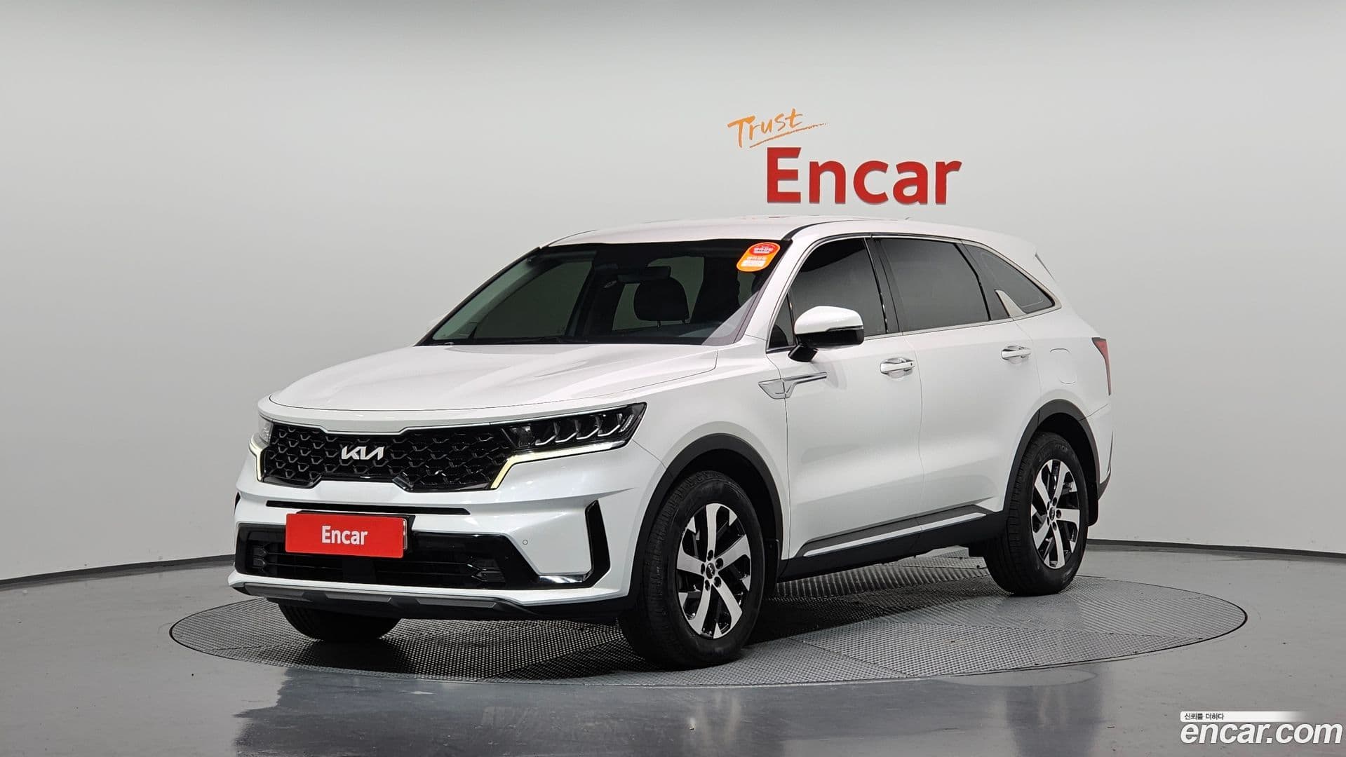 Main__Slider__Photo:Sorento Kia 2022.5-0