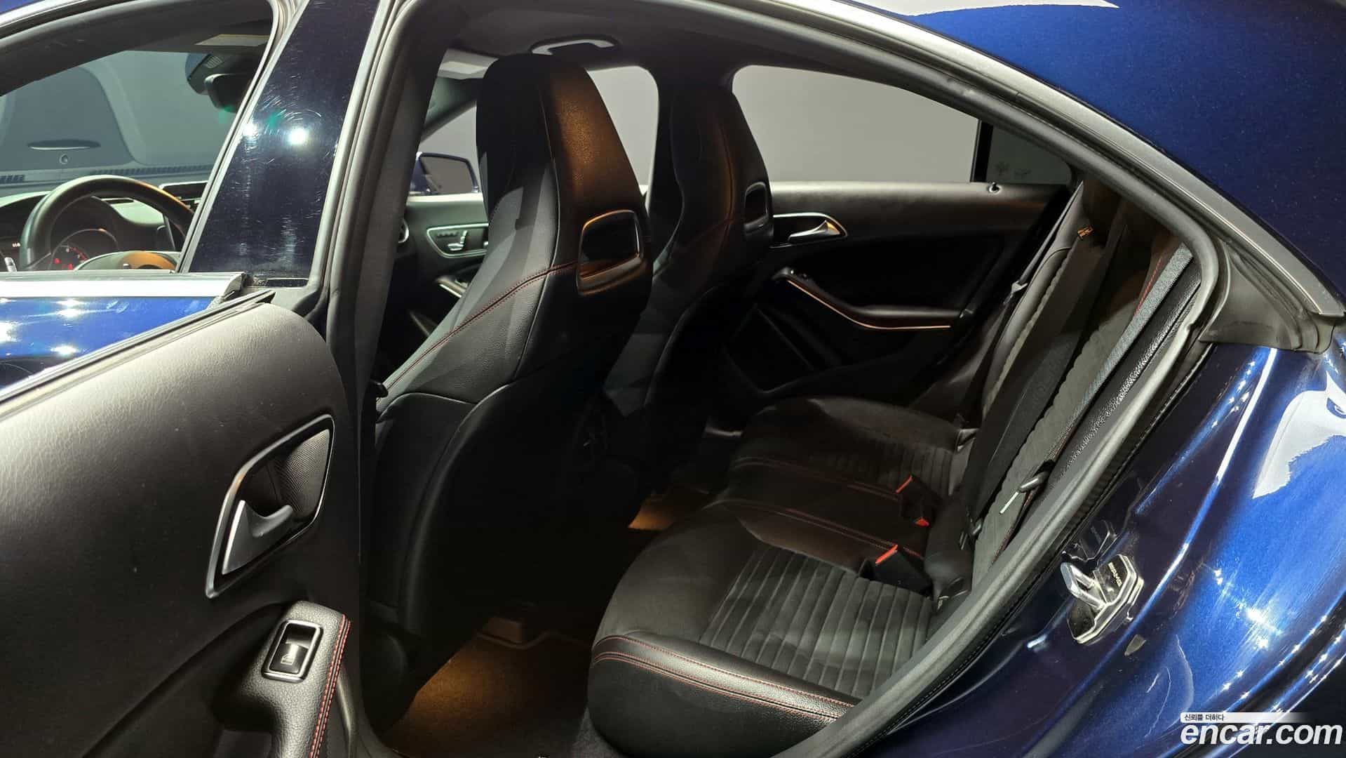 CLA-Class Mercedes-Benz 2018.6-OPTION-017