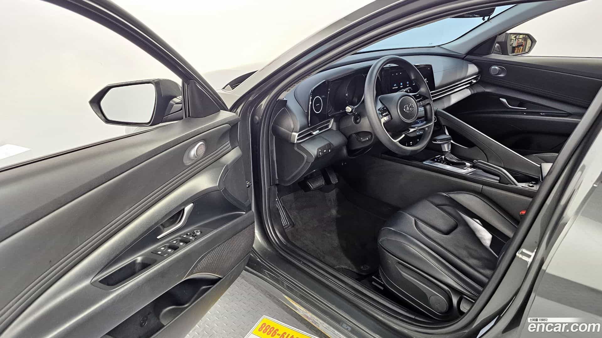 AVANTE Hyundai 2020.10-INNER-010