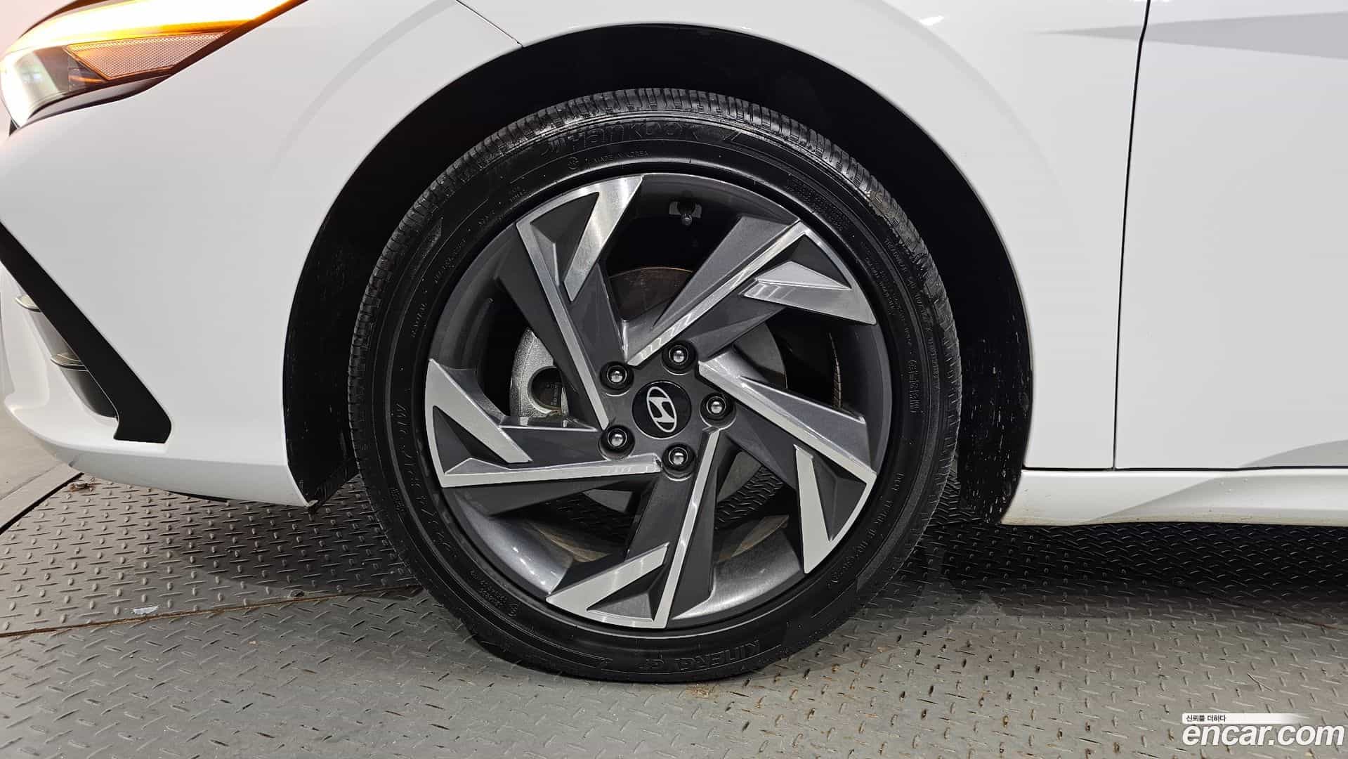 AVANTE Hyundai 2023.10-OUTER-005