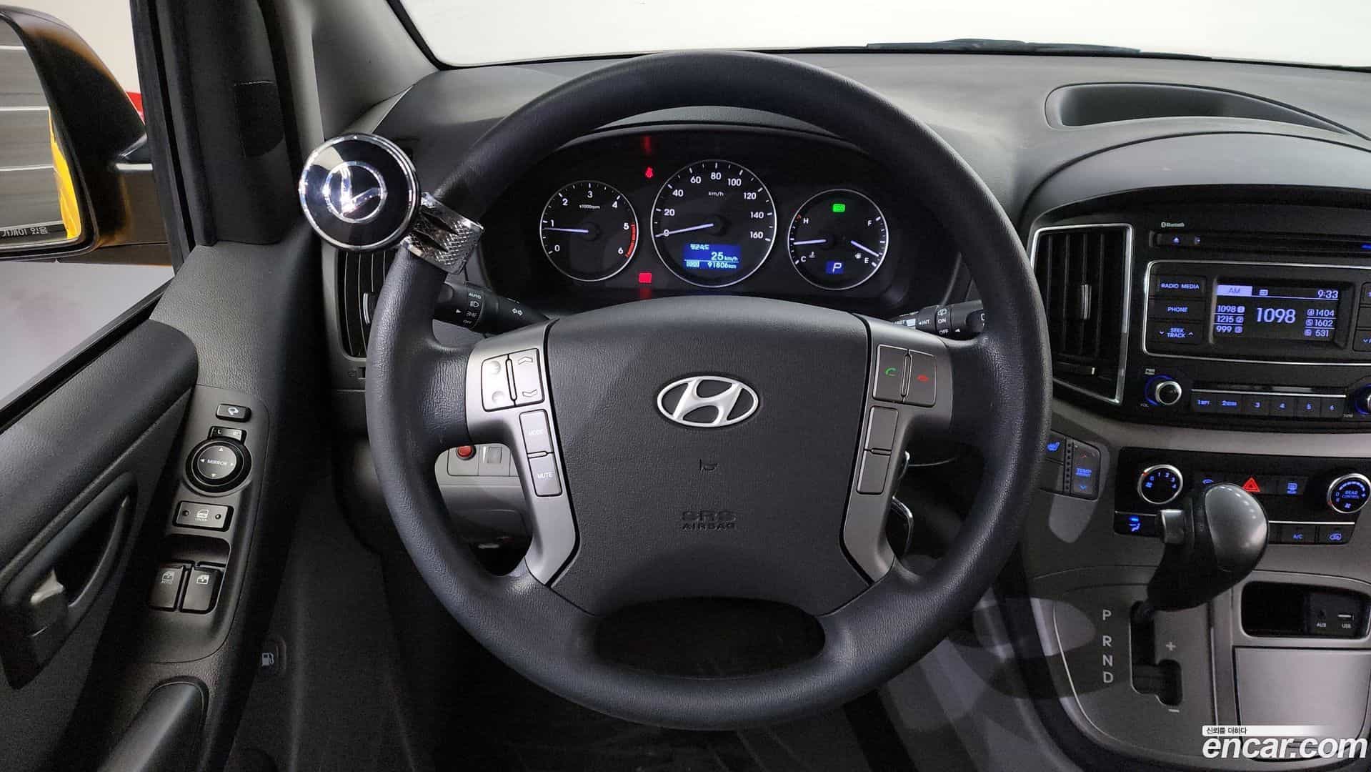 Starex Hyundai 2016.6-OPTION-019
