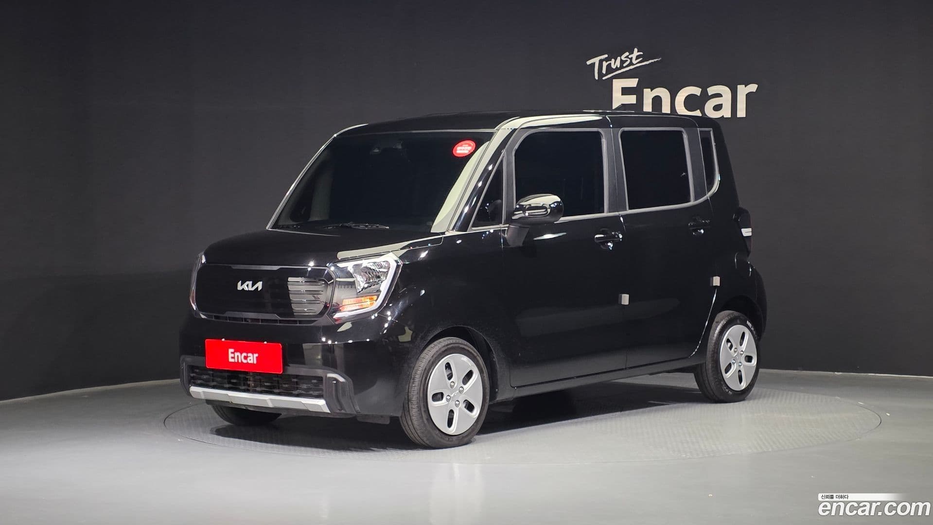 Main__Slider__Photo:RAY Kia 2024.3-0