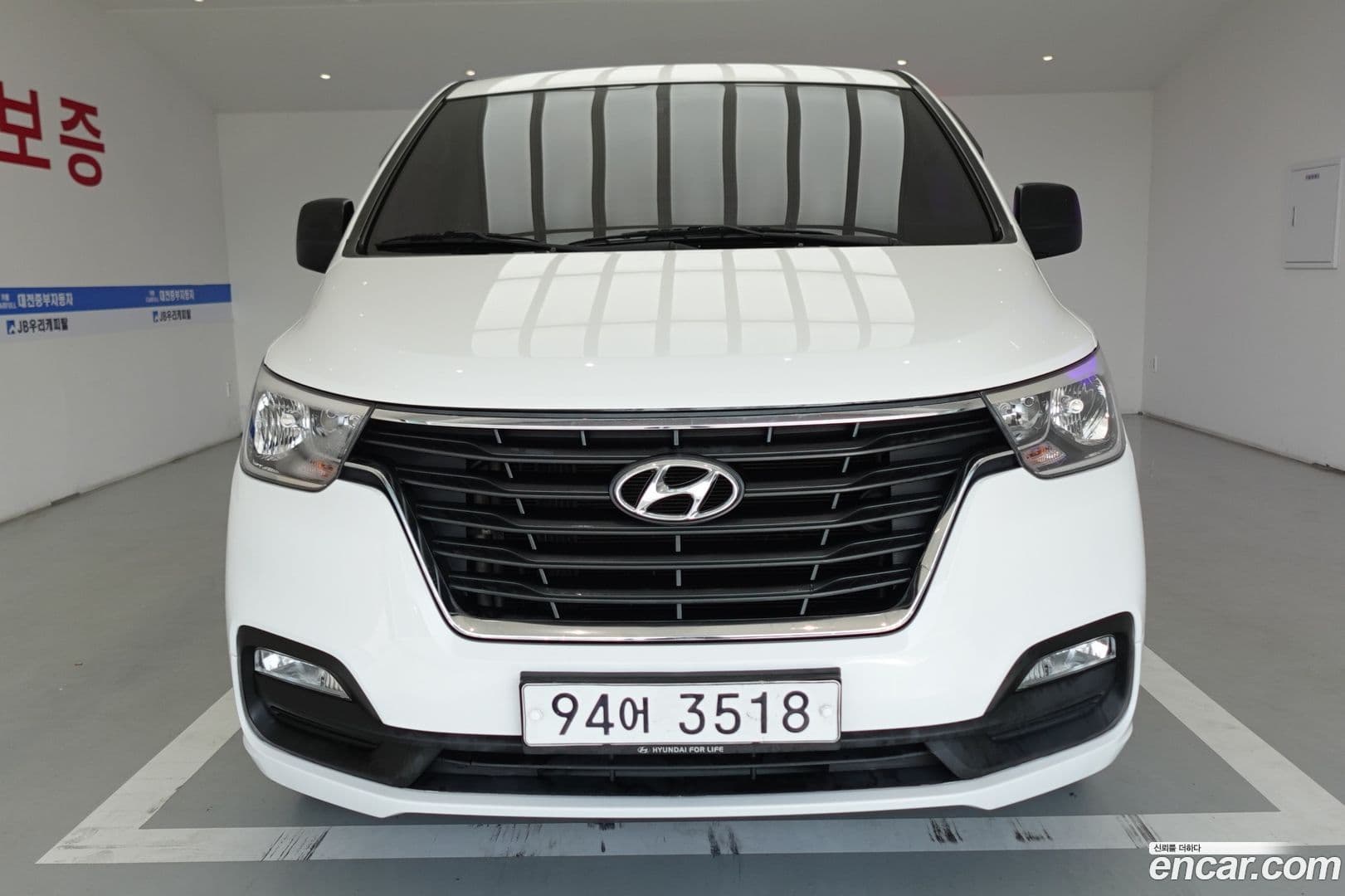 Main__Slider__Photo:Starex Hyundai 2019.0-0