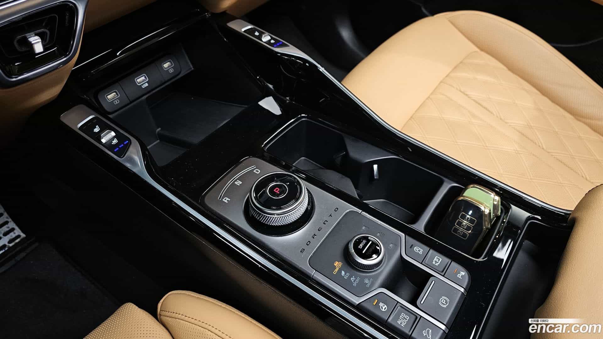 Sorento Kia 2023.2-INNER-009