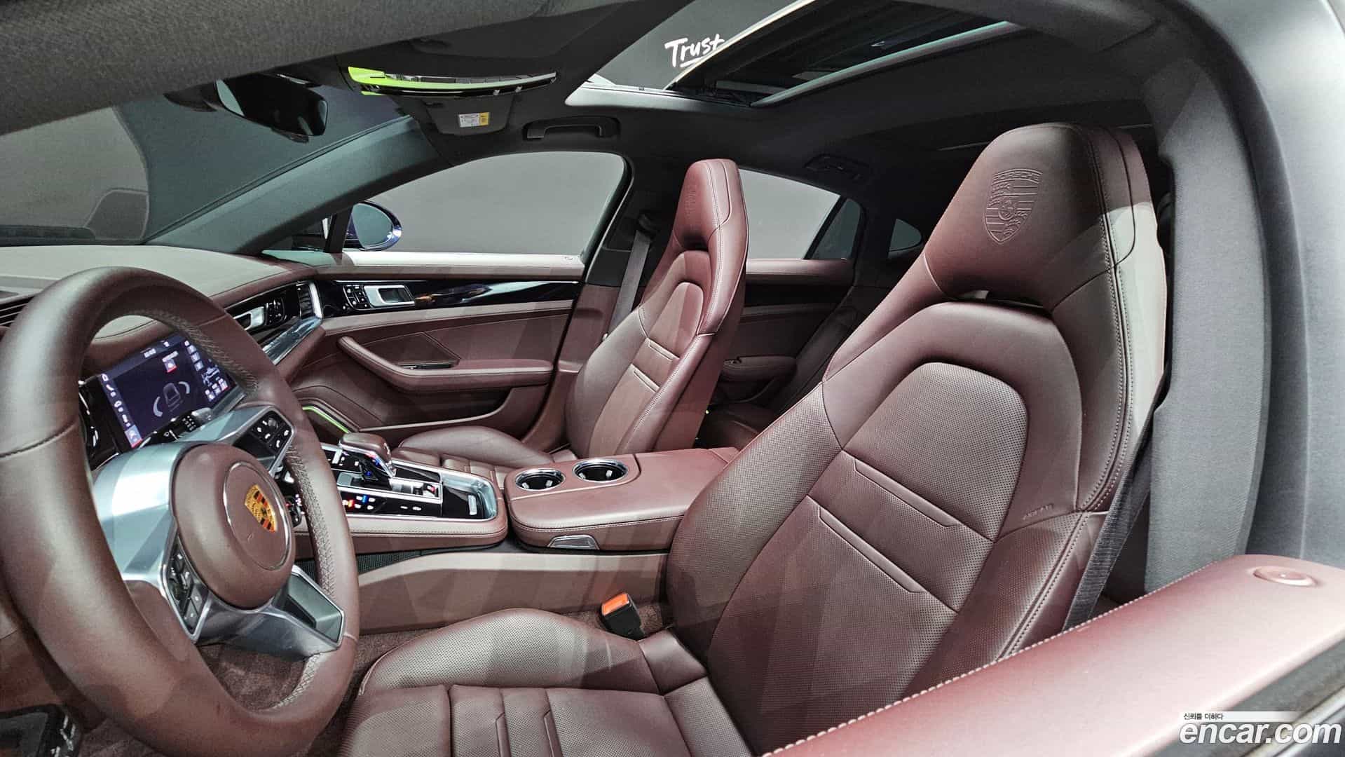 Panamera Porsche 2020.4-OPTION-24
