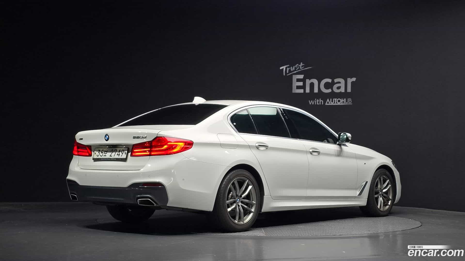 5-Series BMW 2018.0-OUTER-2