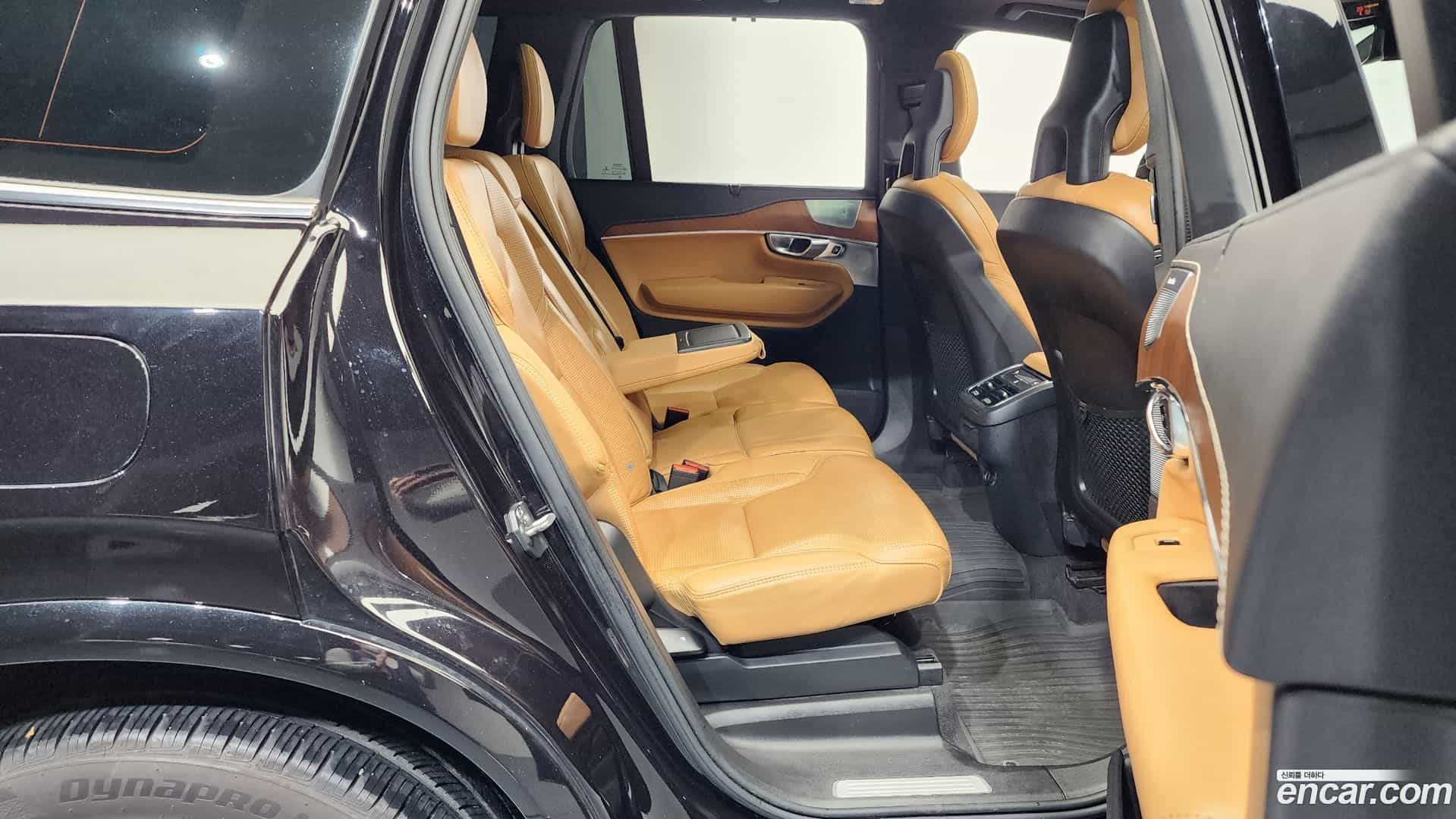 XC90 Volvo 2018.5-OPTION-16
