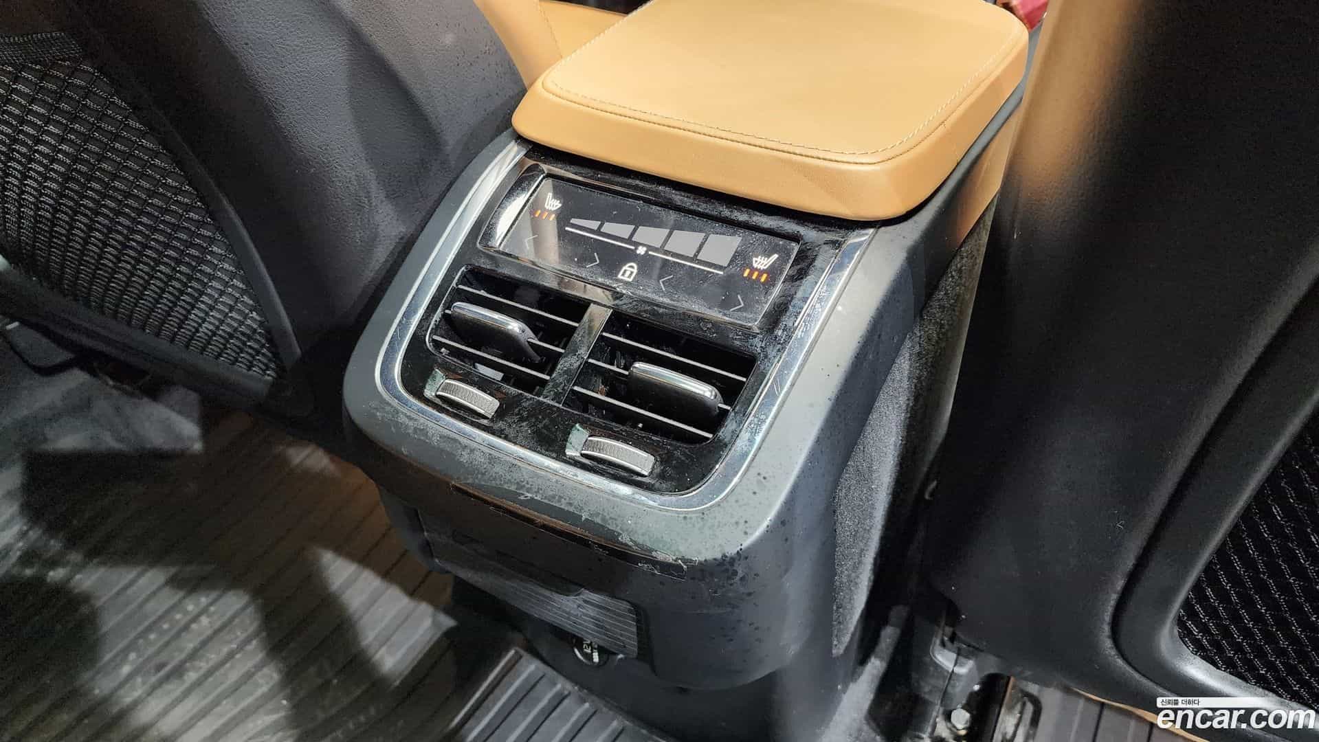 XC90 Volvo 2018.5-OPTION-22