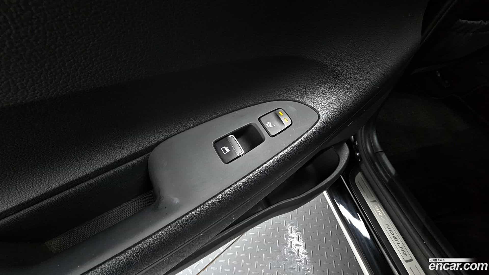 Grandeur Hyundai 2017.4-OPTION-22