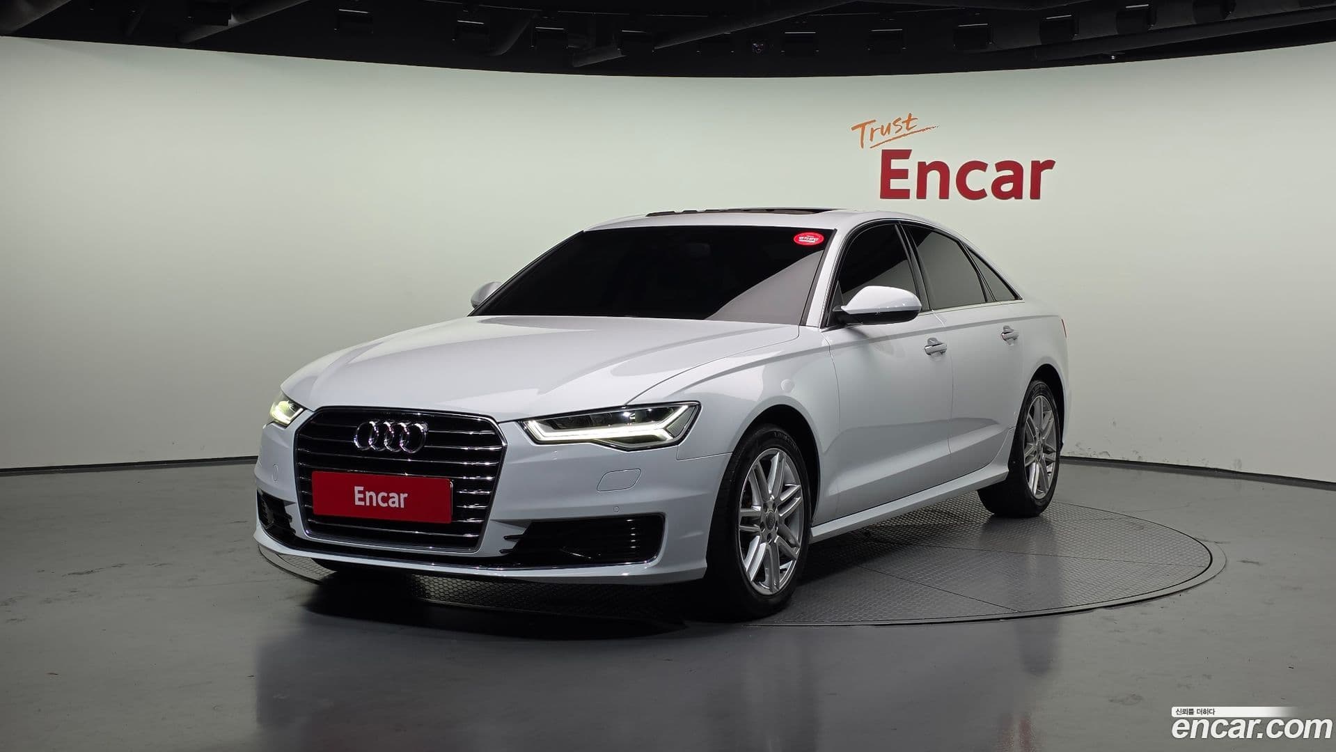 Main__Slider__Photo:A6 Audi 2015.10-0