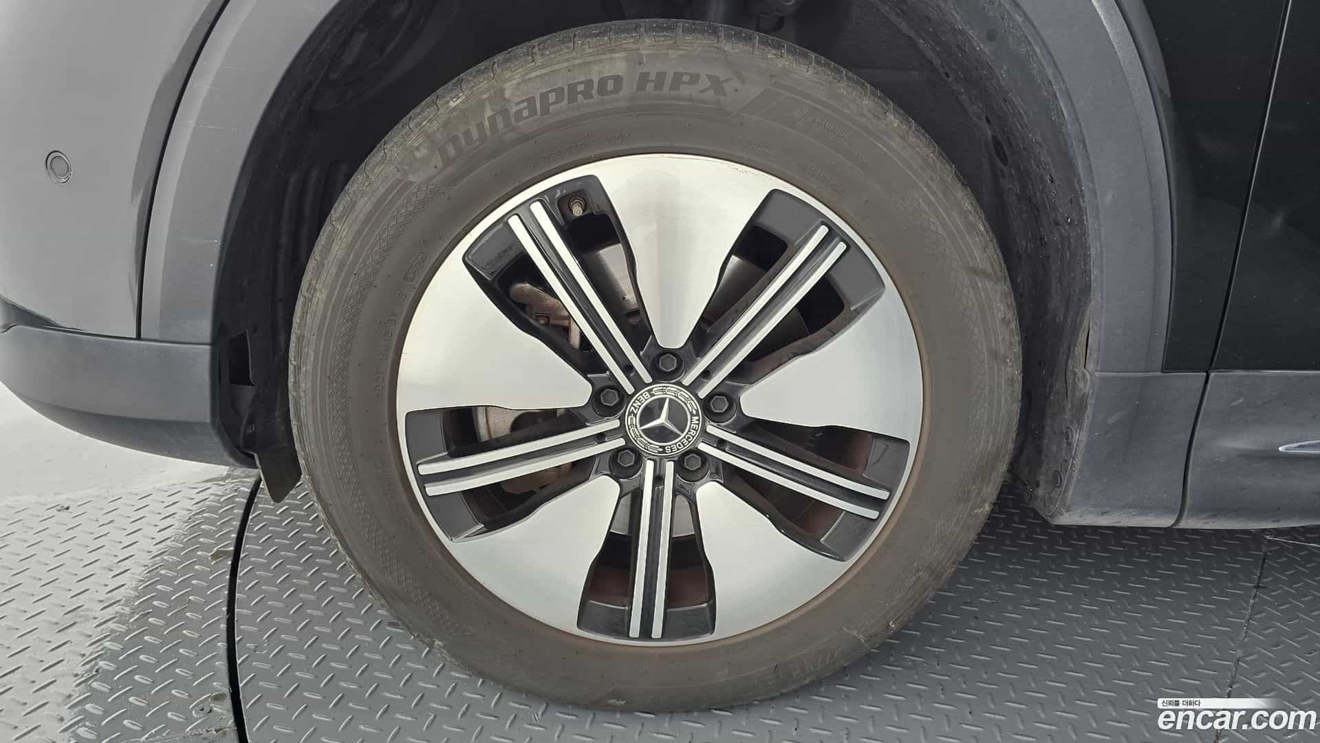 EQB Mercedes-Benz 2023.5-OUTER-005