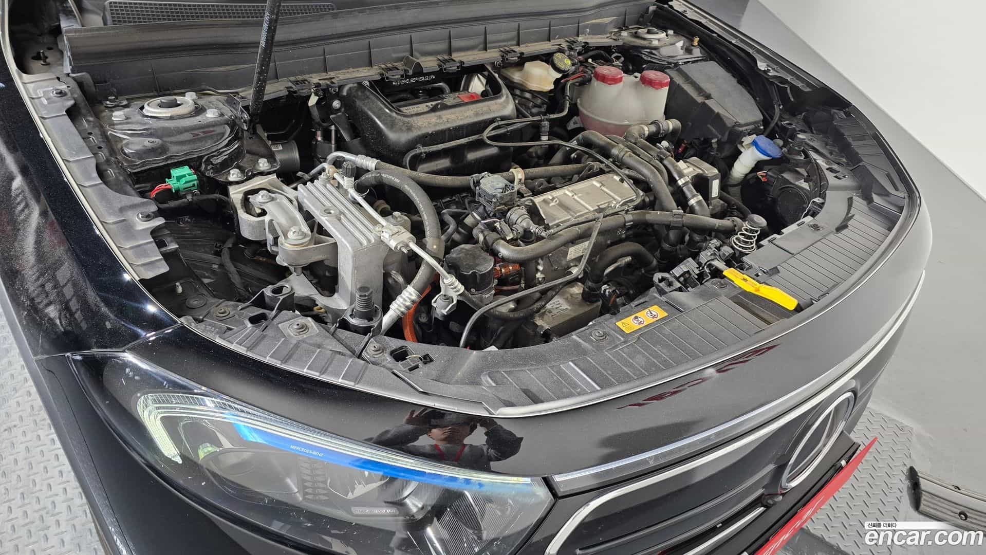 EQB Mercedes-Benz 2023.5-INNER-006