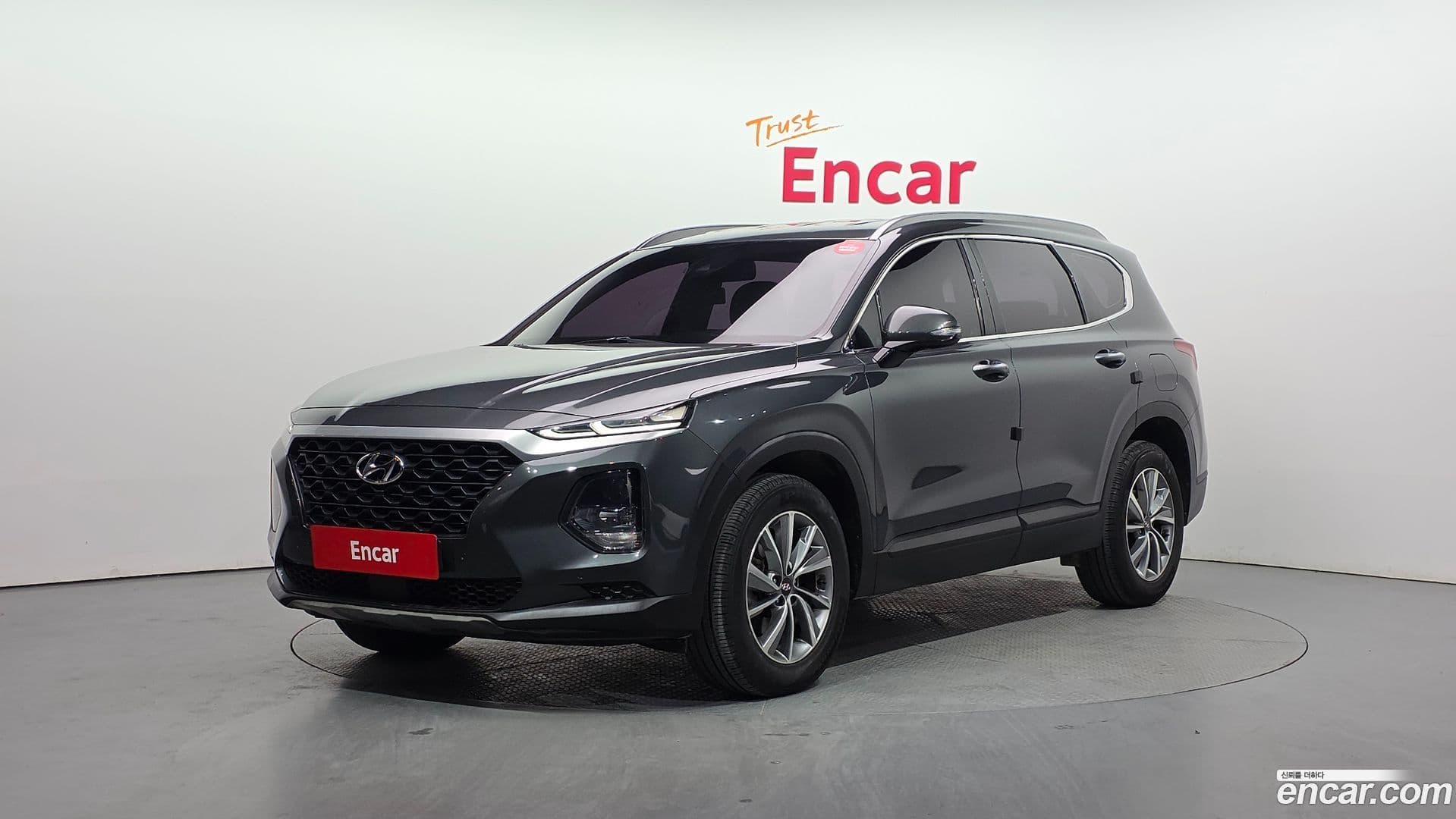 Main__Slider__Photo:Santafe Hyundai 2018.11-0