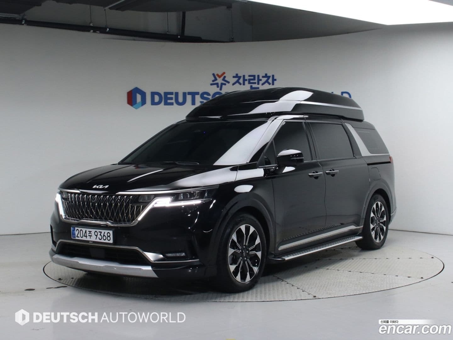 Main__Slider__Photo:Canival Kia 2023.3-0