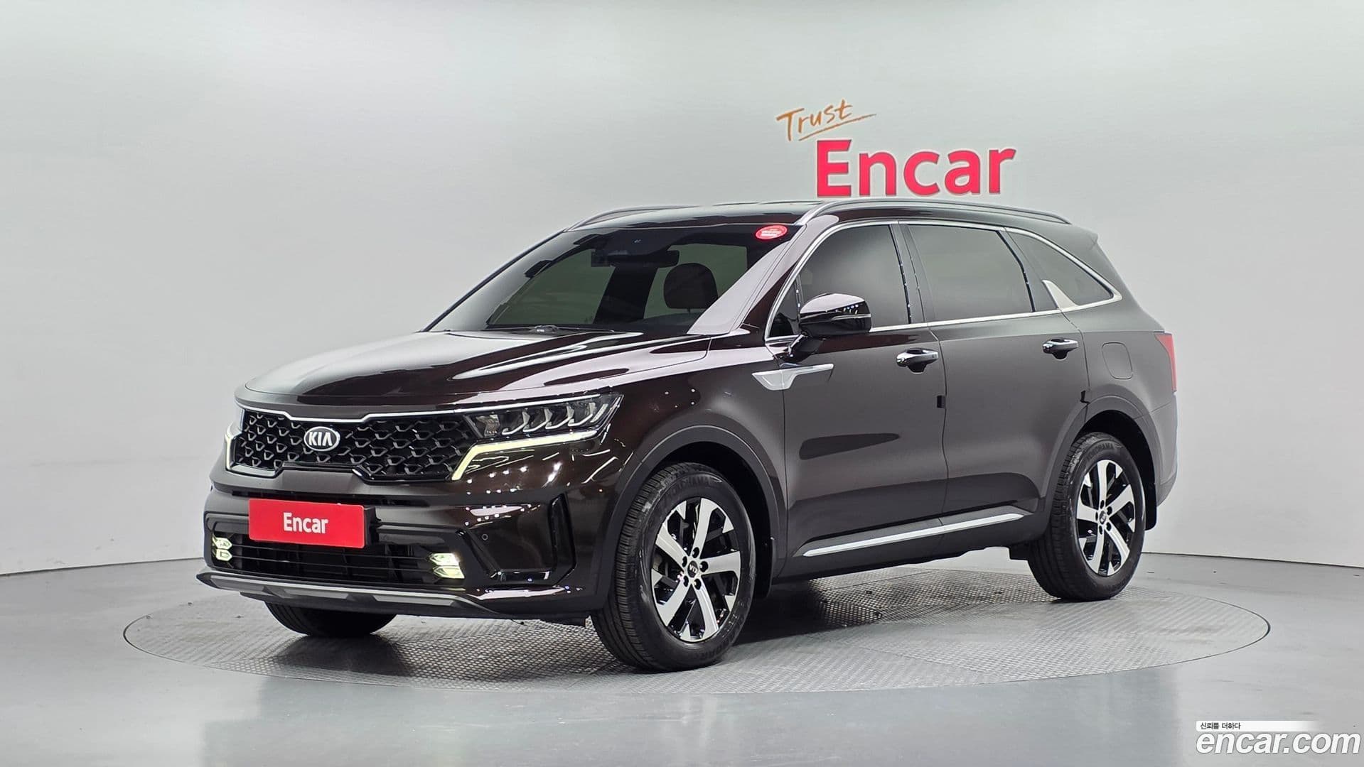 Main__Slider__Photo:Sorento Kia 2020.9-0