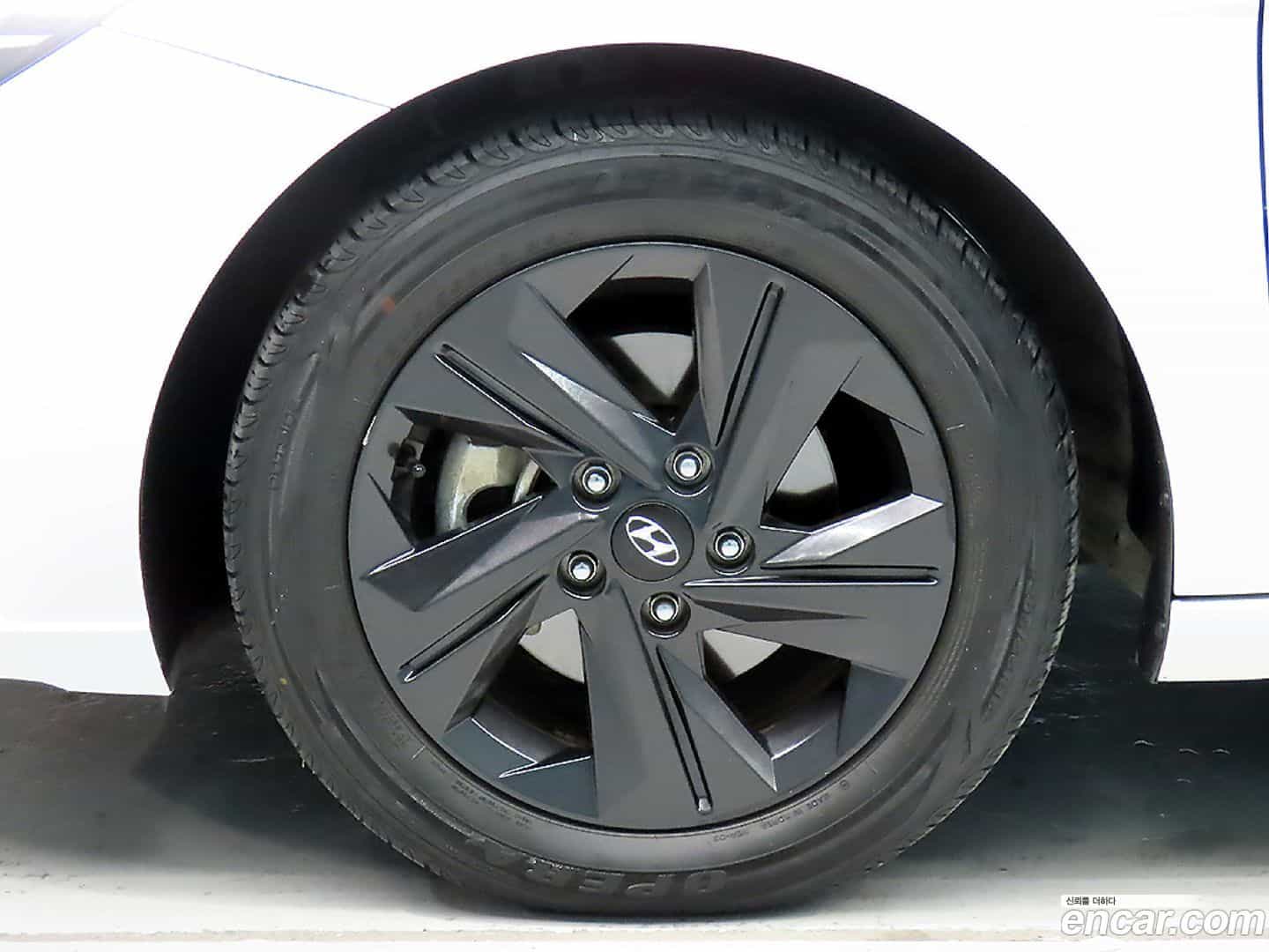 AVANTE Hyundai 2021.2-OUTER-5