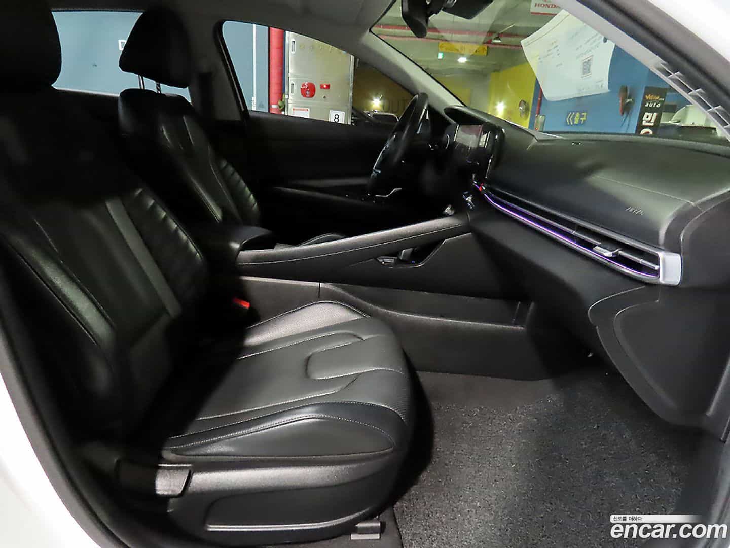 AVANTE Hyundai 2021.2-INNER-10