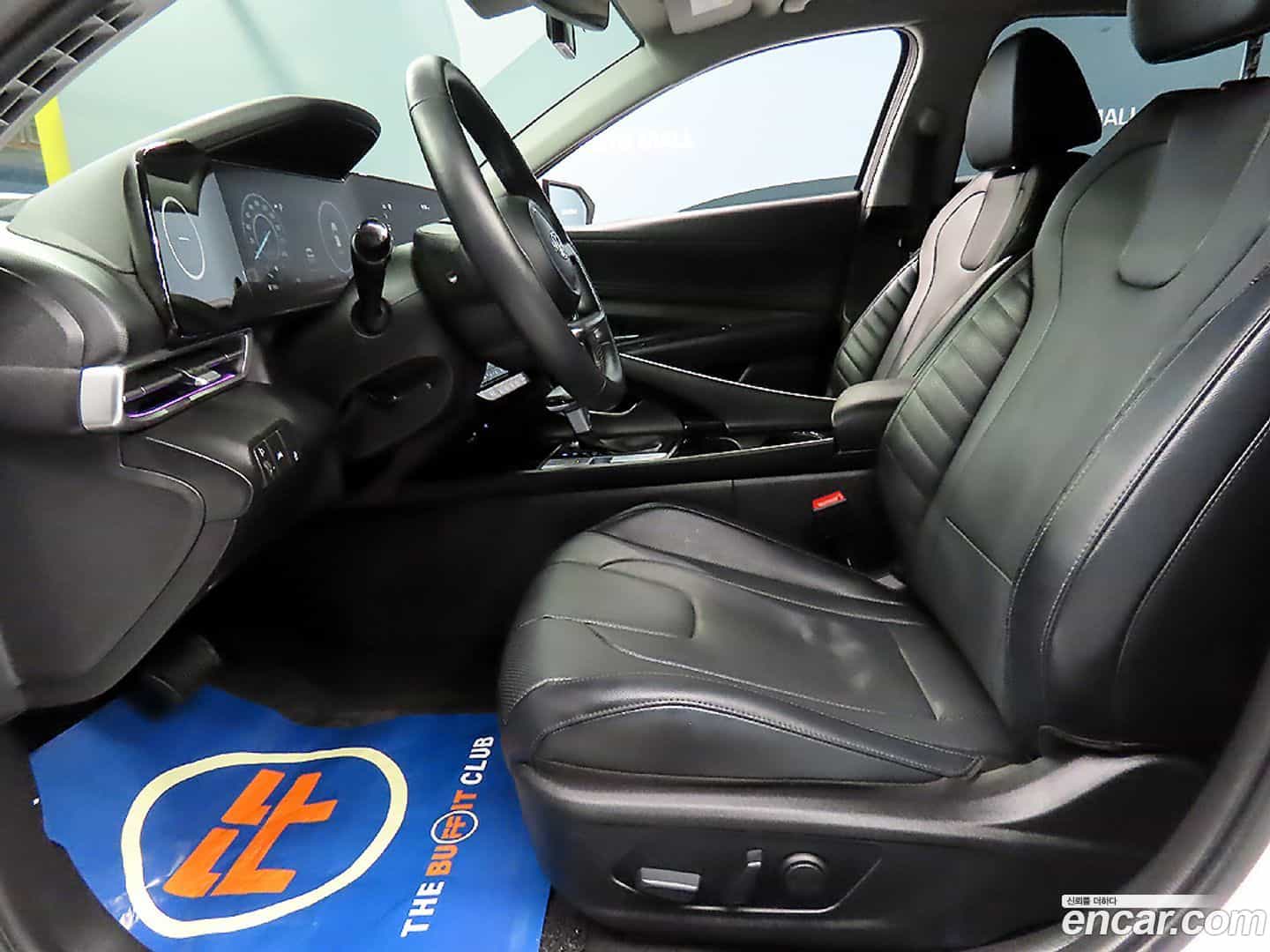 AVANTE Hyundai 2021.2-OPTION-23