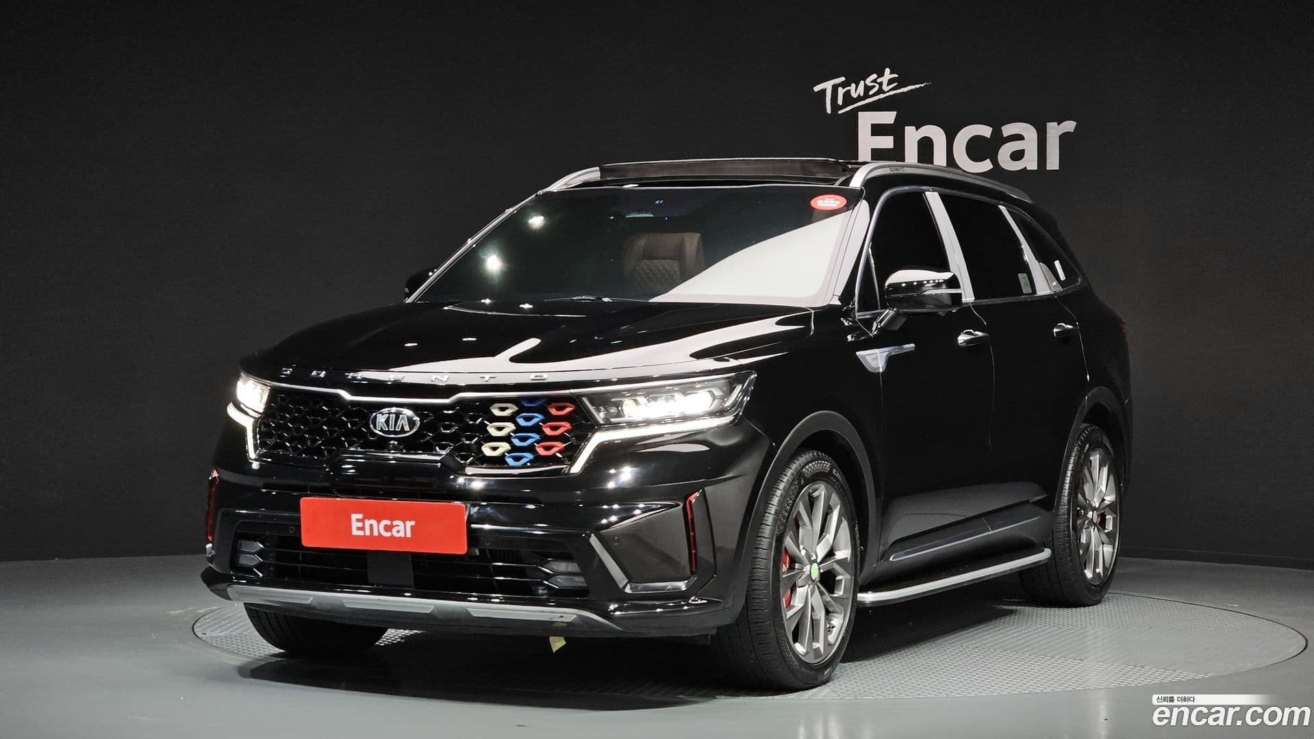 Main__Slider__Photo:Sorento Kia 2020.6-0