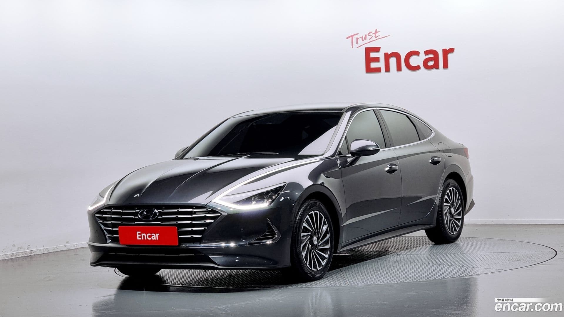 Main__Slider__Photo:Sonata Hyundai 2021.4-0