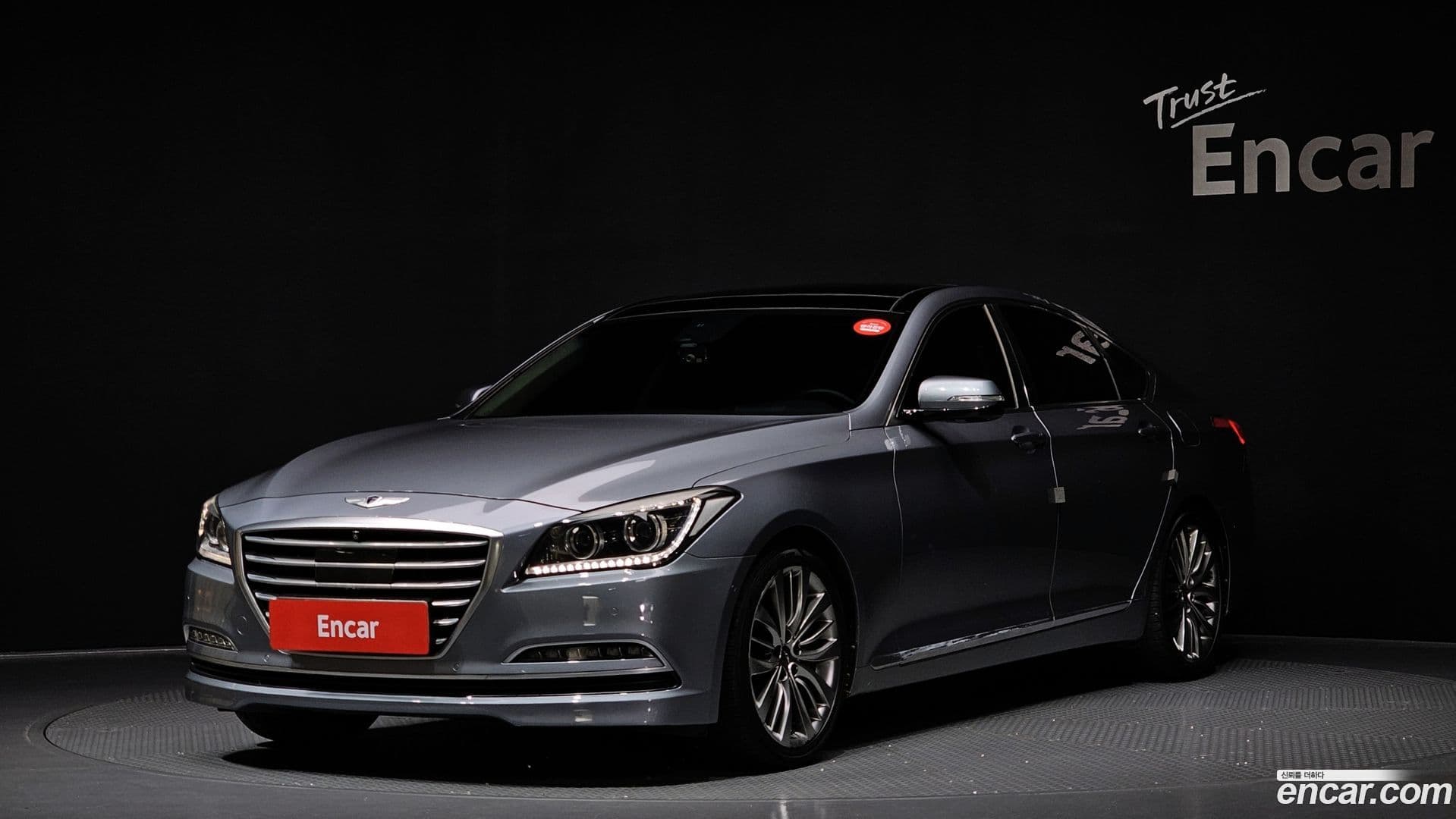 Main__Slider__Photo:Genesis Hyundai 2014.1-0