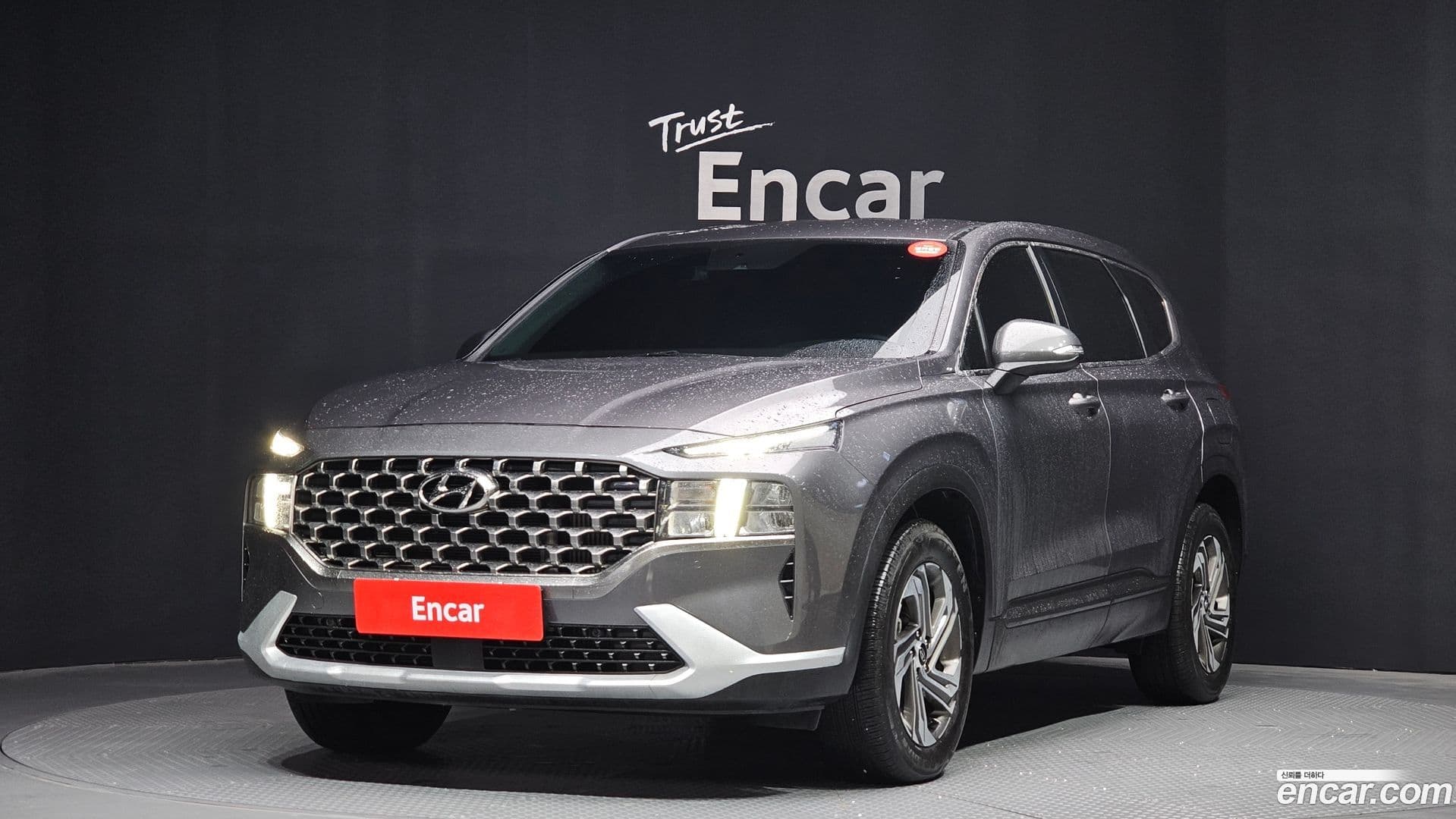 Main__Slider__Photo:Santafe Hyundai 2022.5-0