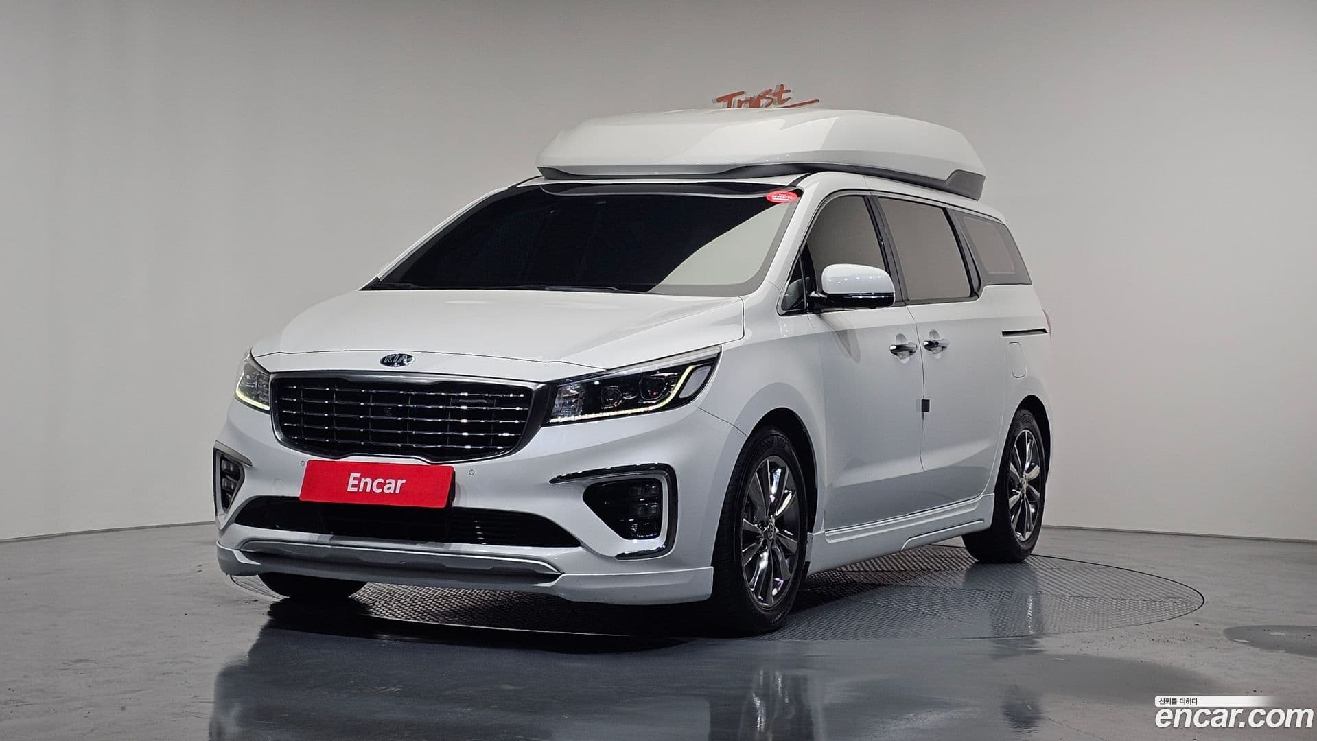 Main__Slider__Photo:Canival Kia 2020.3-0