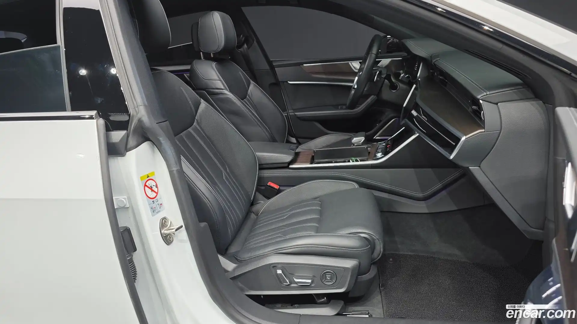 A7 Audi 2022.5-OPTION-015