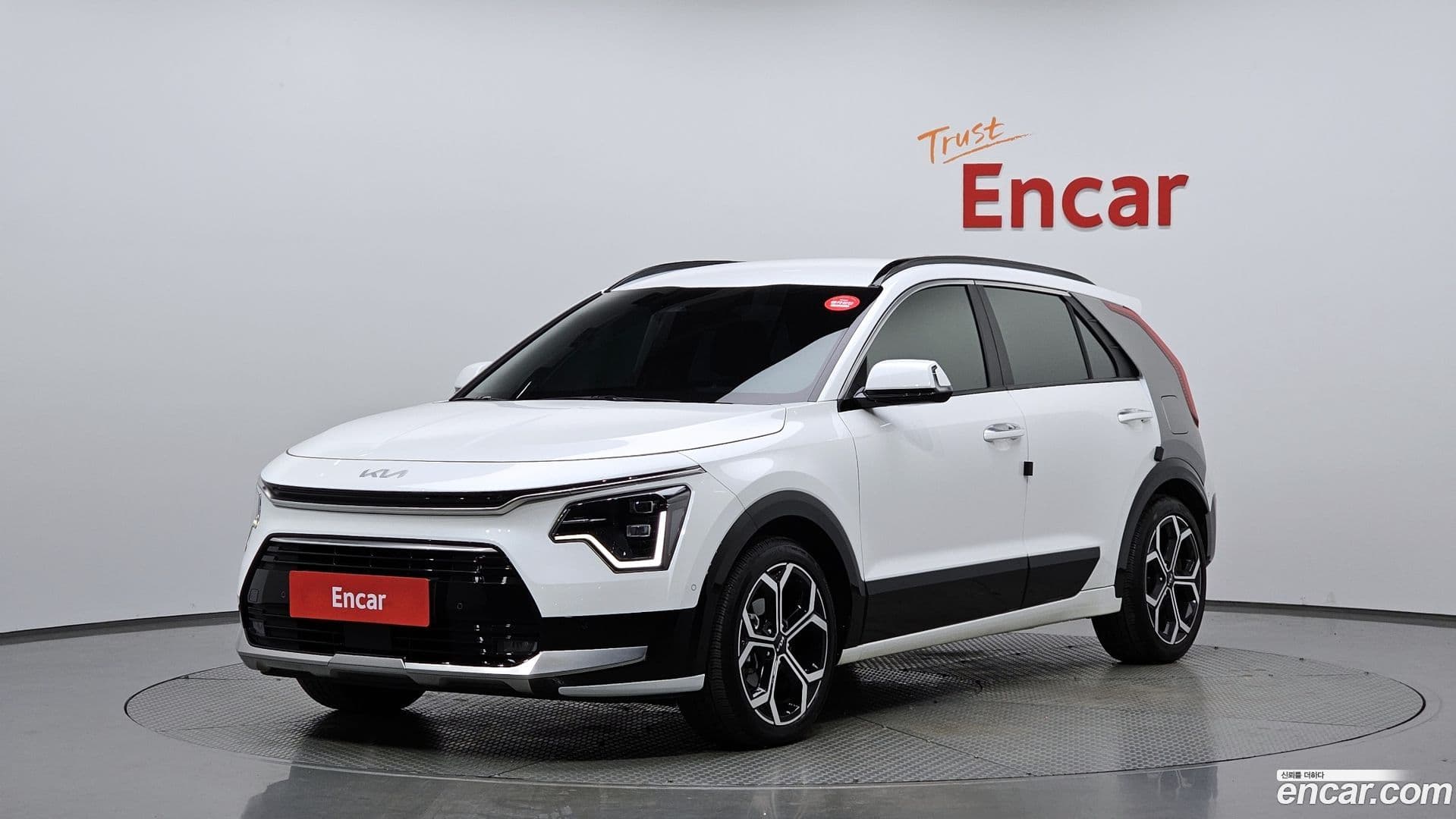 Main__Slider__Photo:Niro Kia 2022.3-0