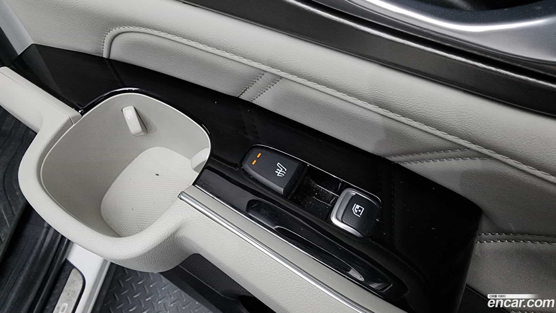 Sorento Kia 2022.0-OPTION-23