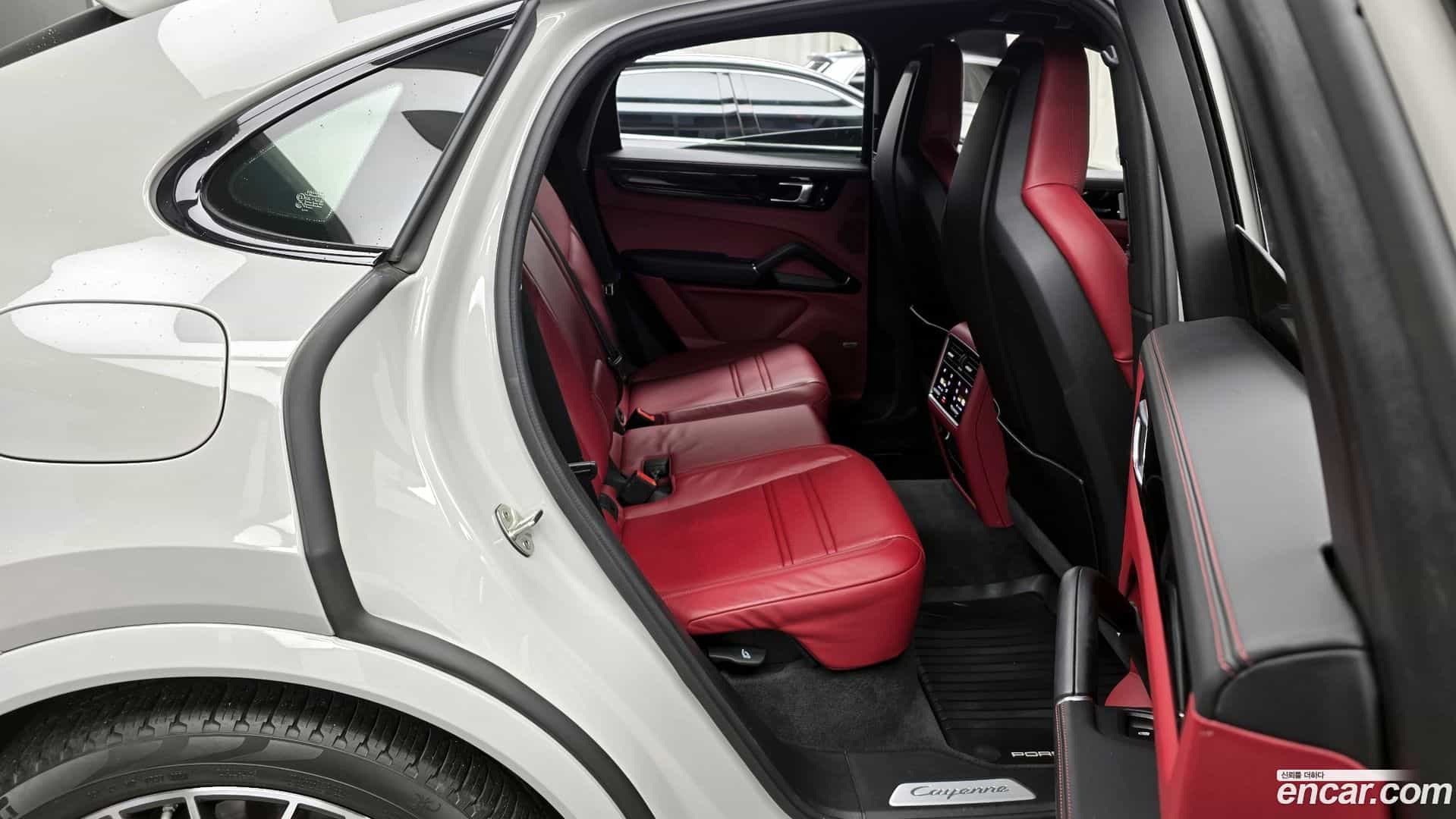 Cayenne Porsche 2022.1-OPTION-016
