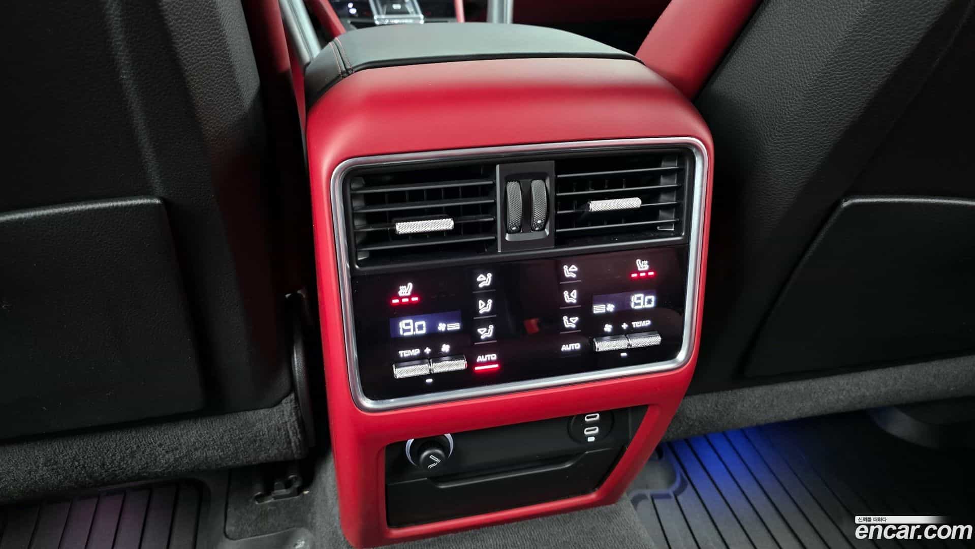 Cayenne Porsche 2022.1-OPTION-023