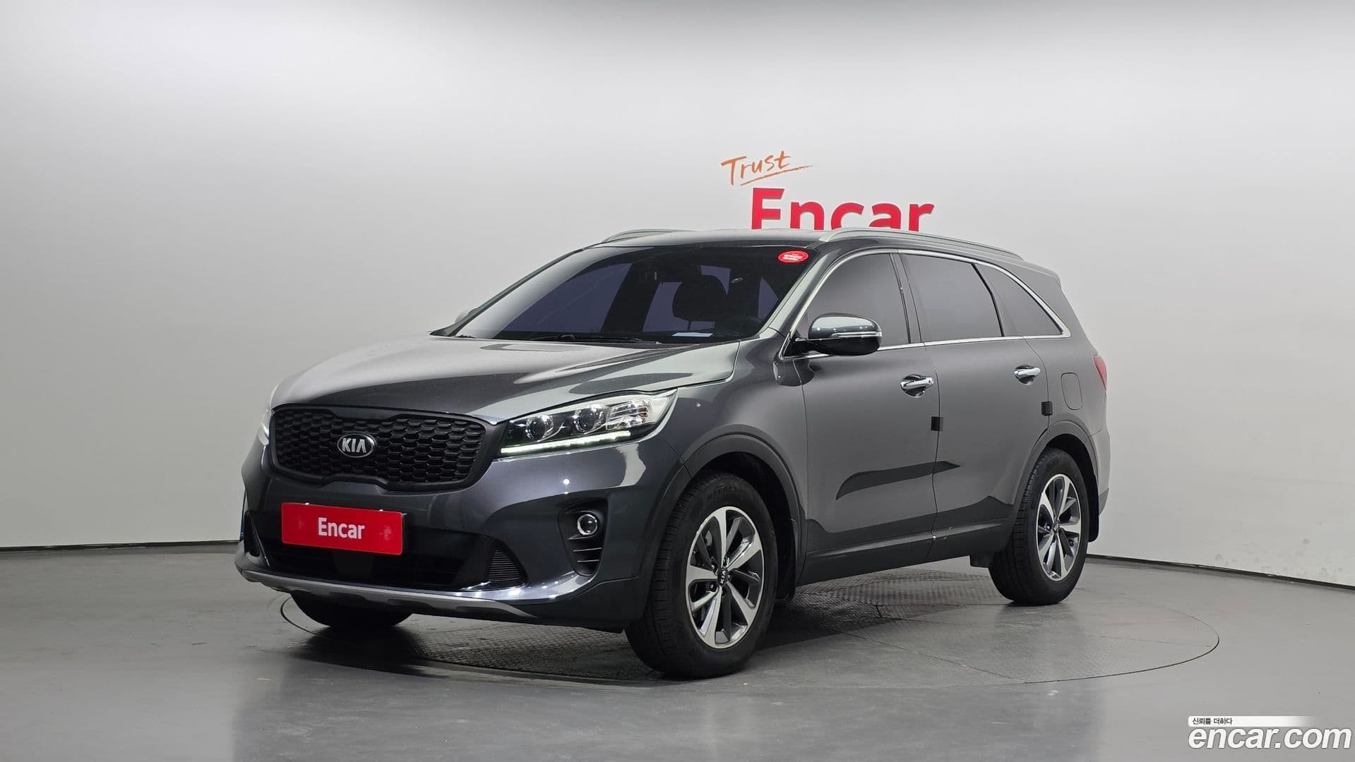 Main__Slider__Photo:Sorento Kia 2018.6-0
