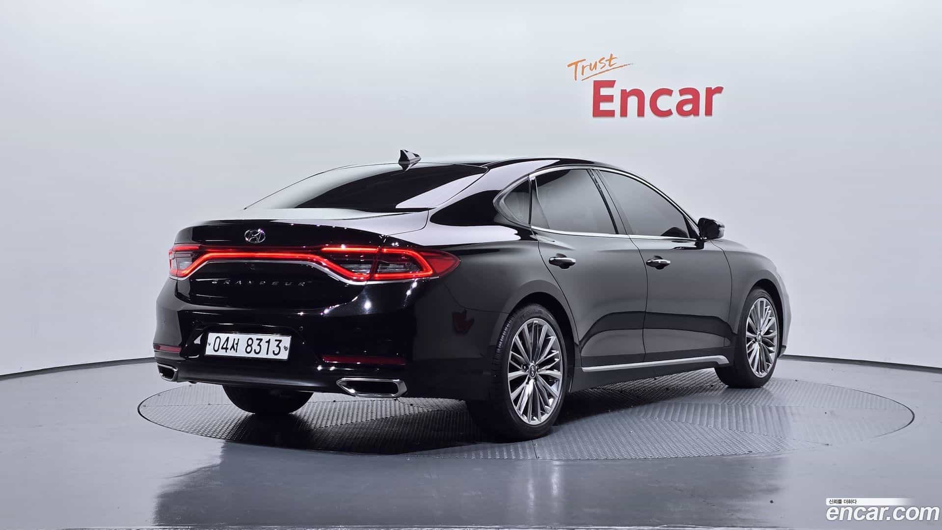 Grandeur Hyundai 2018.1-OUTER-2
