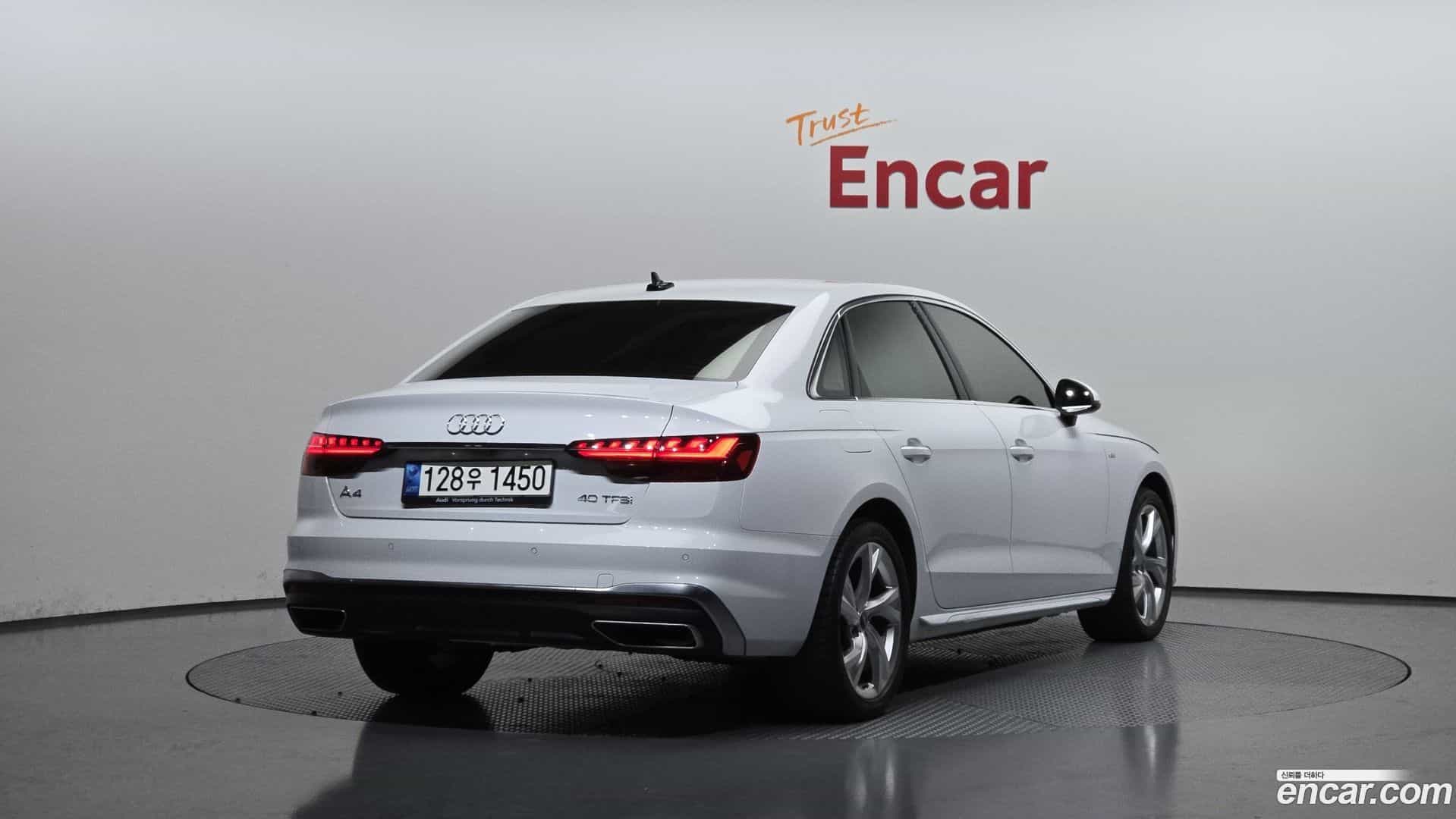A4 Audi 2021.10-OUTER-002