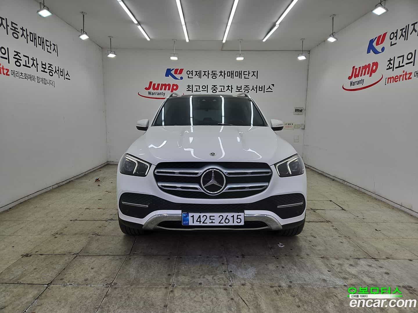 GLE-Class Mercedes-Benz 2021.11-OUTER-003