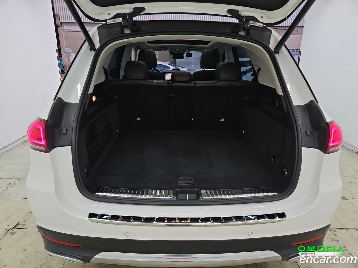 GLE-Class Mercedes-Benz 2021.11-OPTION-018