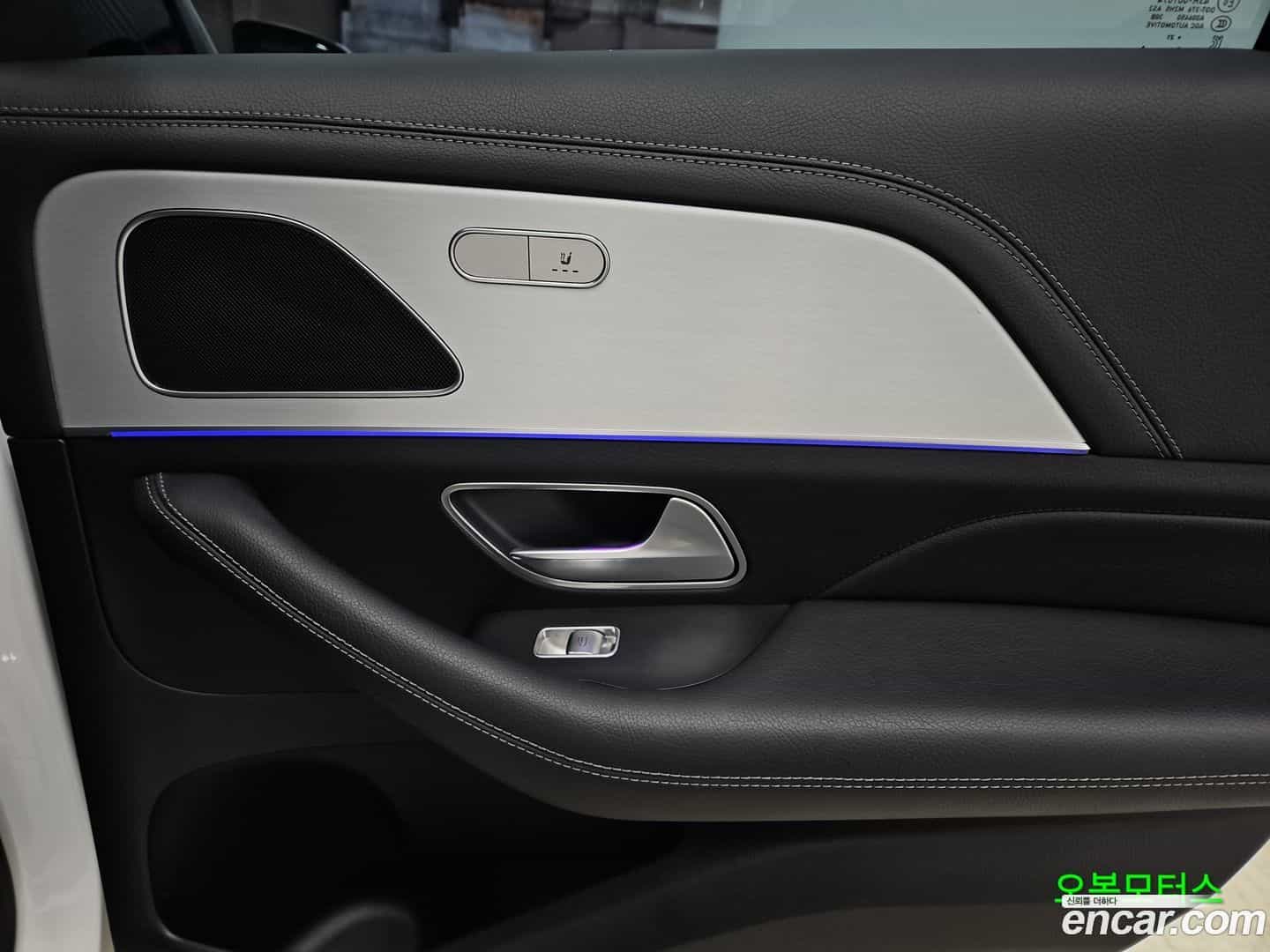GLE-Class Mercedes-Benz 2021.11-OPTION-024