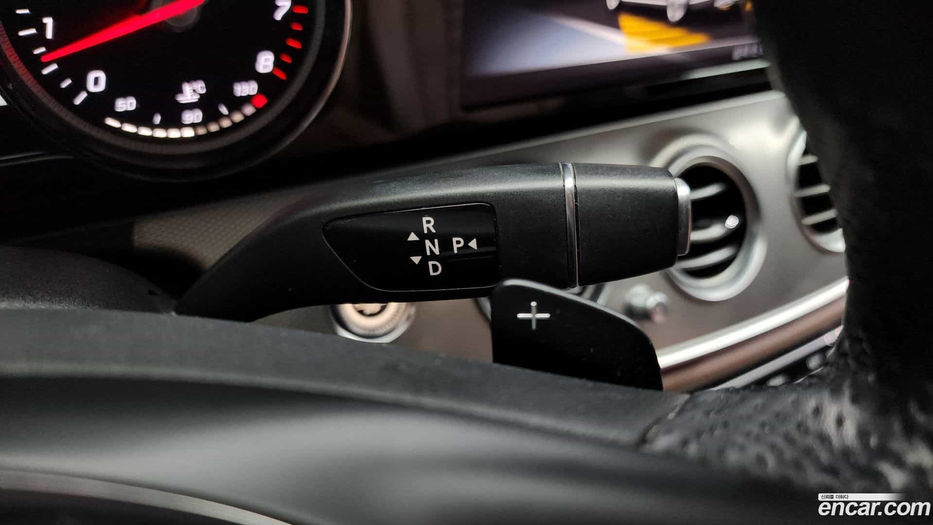 E-Class Mercedes-Benz 2018.5-INNER-009