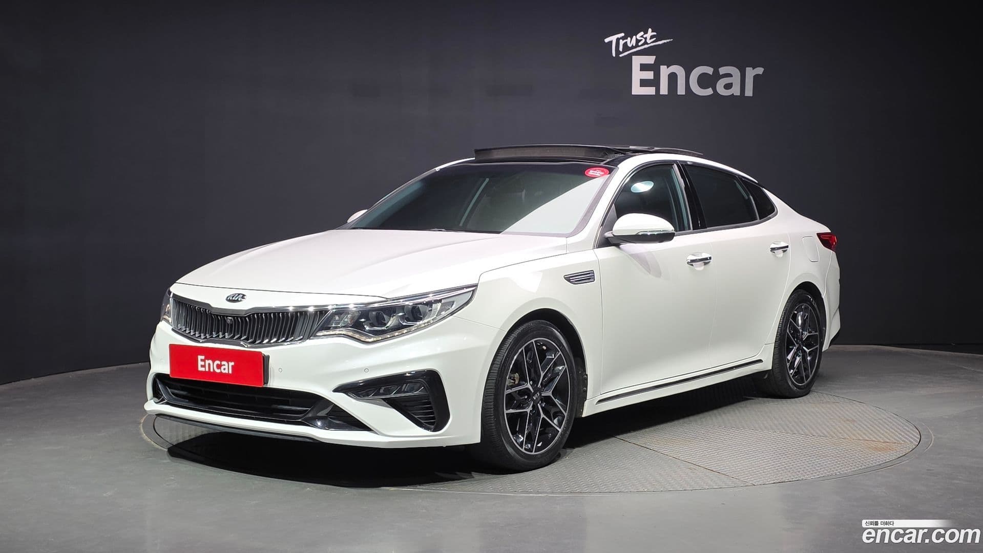 Main__Slider__Photo:K5 Kia 2018.0-0