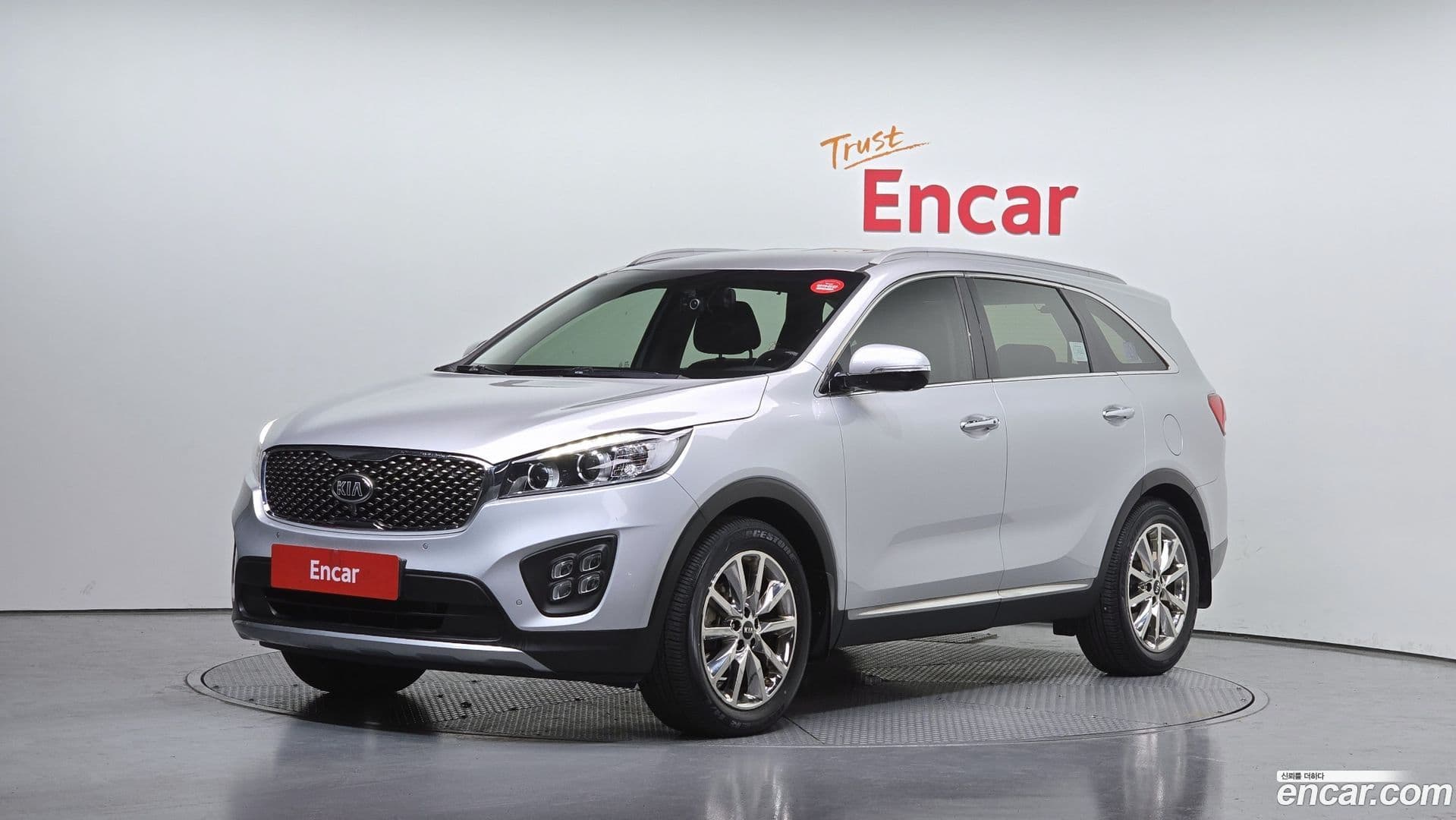 Main__Slider__Photo:Sorento Kia 2016.5-0
