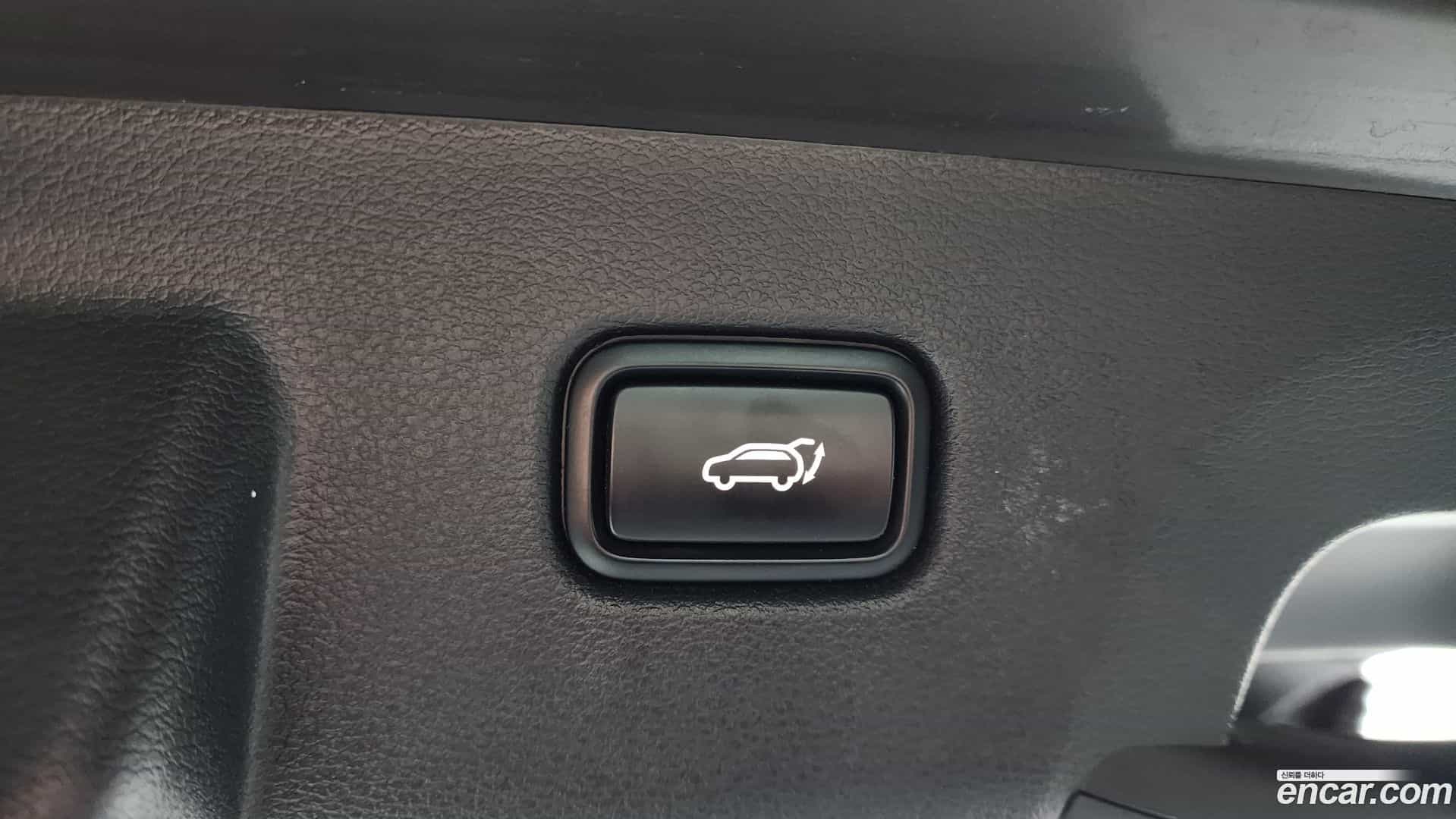 Sportage Kia 2021.8-OPTION-024