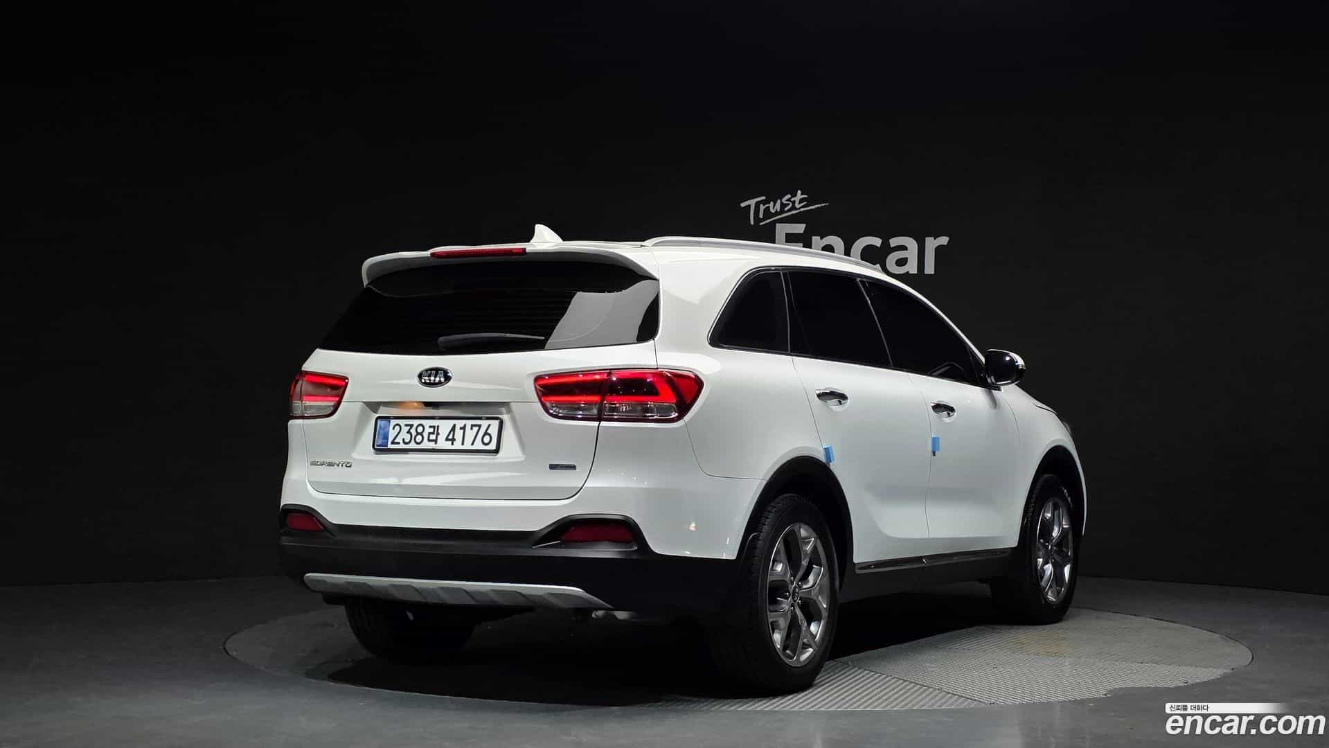 Sorento Kia 2016.4-OUTER-2
