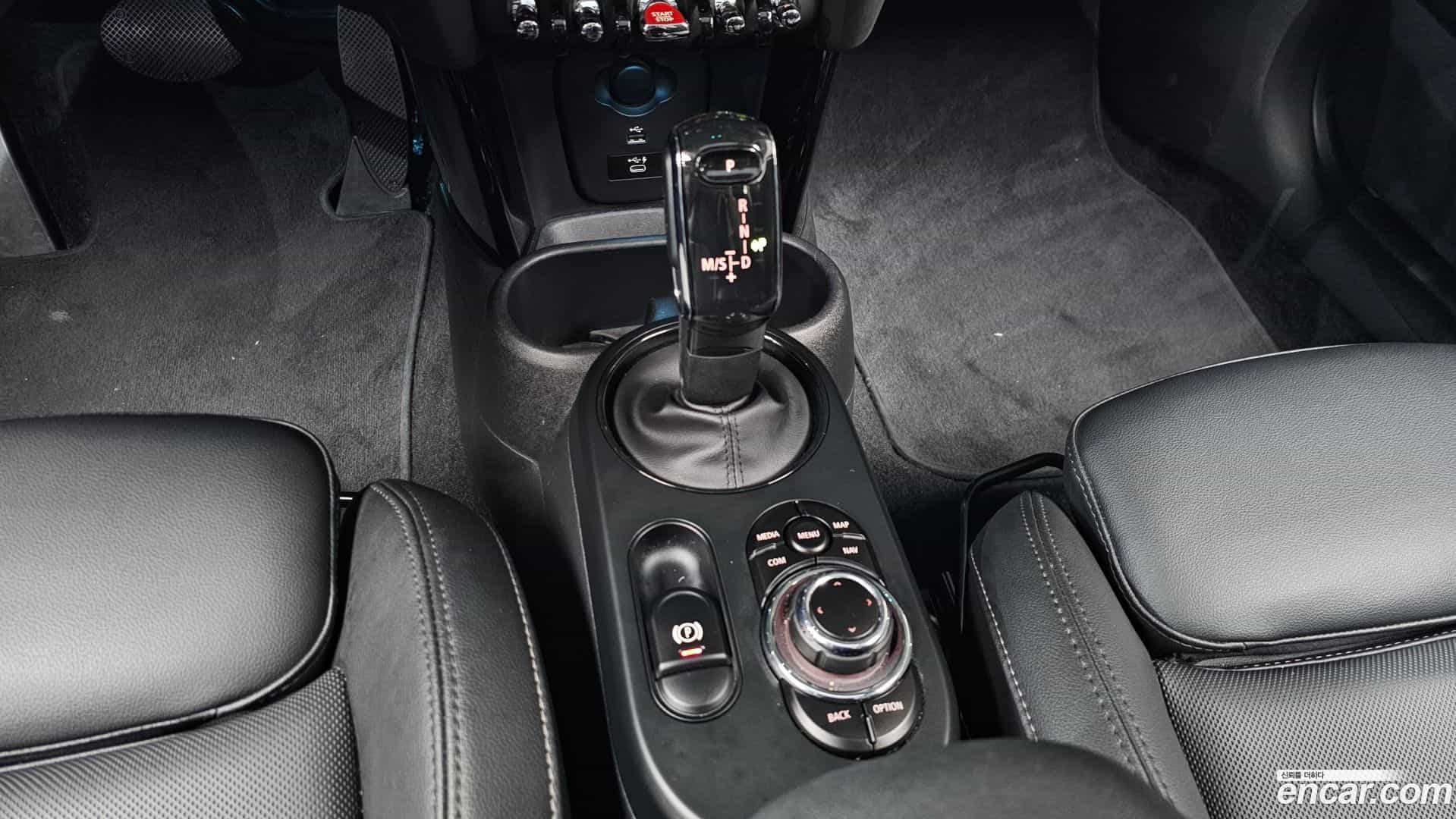 Cooper Mini 2021.11-INNER-009